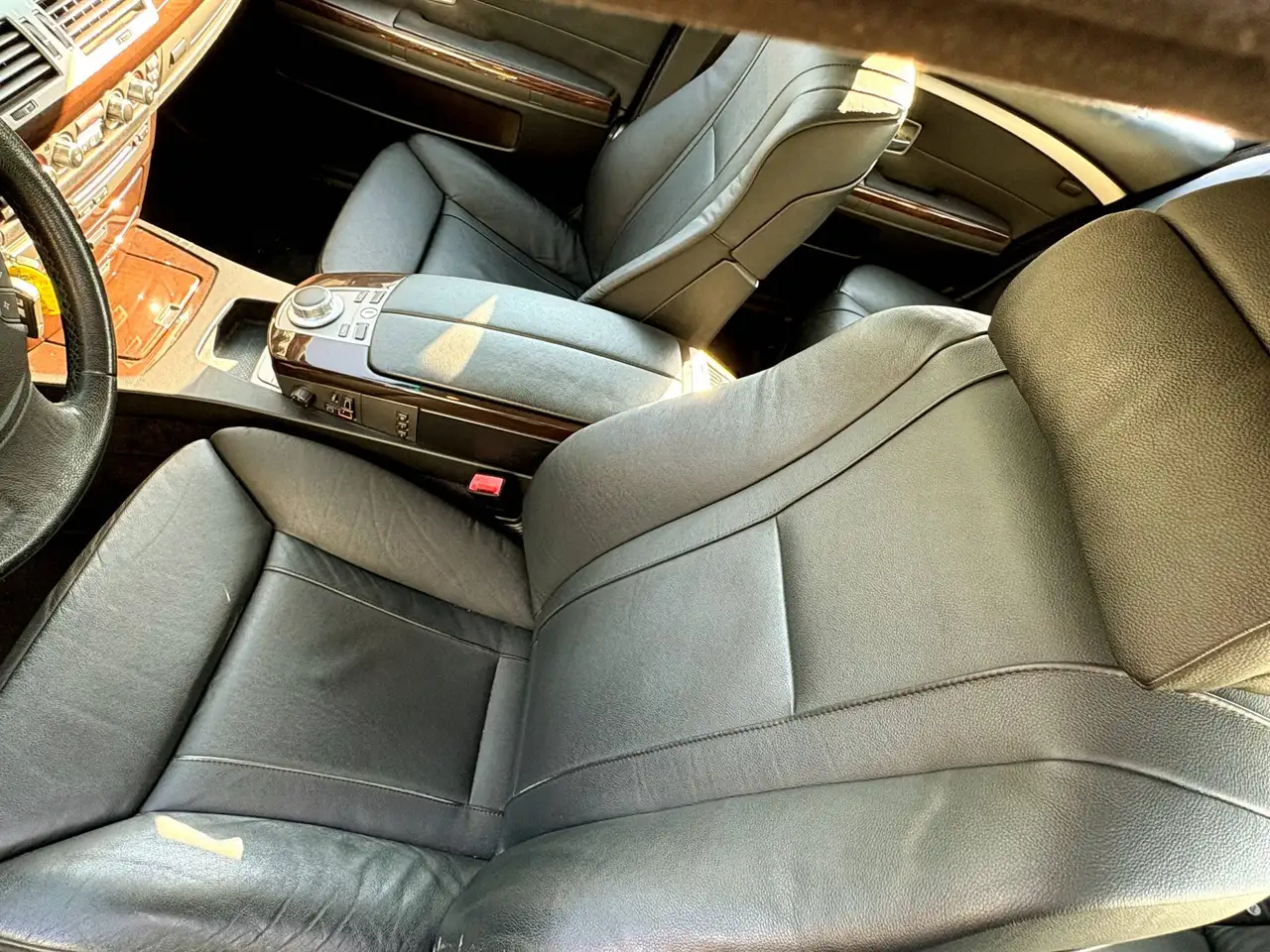 BMW 730D - 231ch -134000KM - 1ERE MAIN - VOLANT EN CUIR - SELLERIE EN CUIR