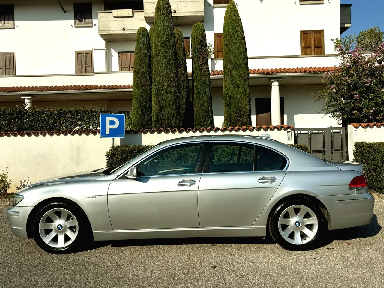 BMW 730D - 231ch -134000KM - 1ERE MAIN - VOLANT EN CUIR - SELLERIE EN CUIR