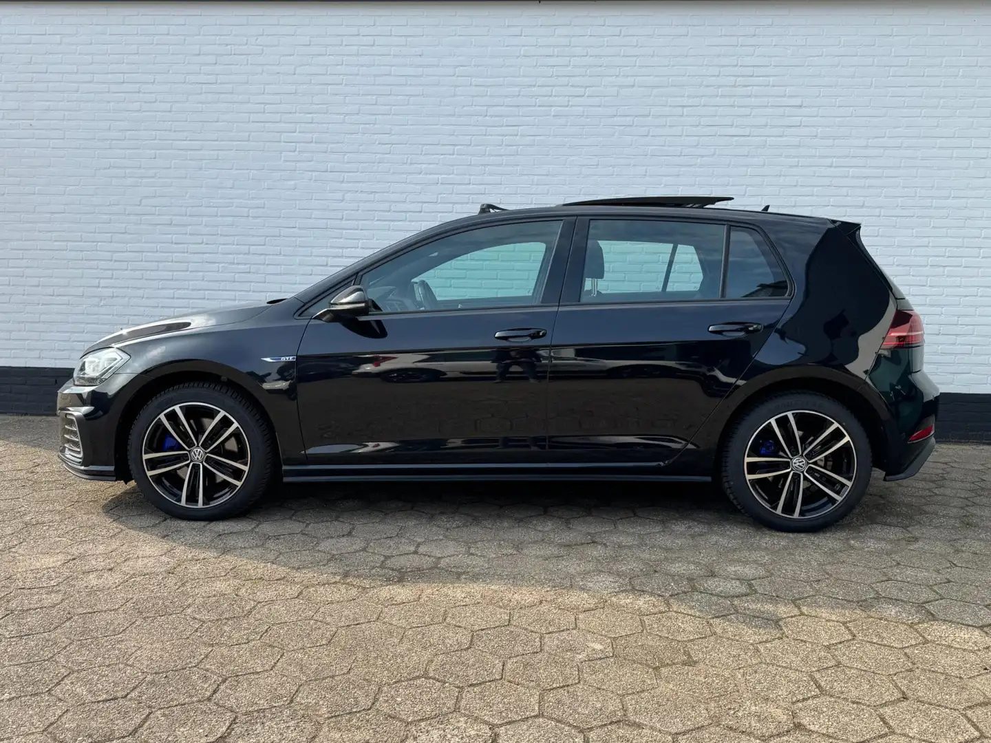 Volkswagen Golf GTE 1.4 TSI PHEV l PANODAK l ACC l GARANTIE! Noir - 2