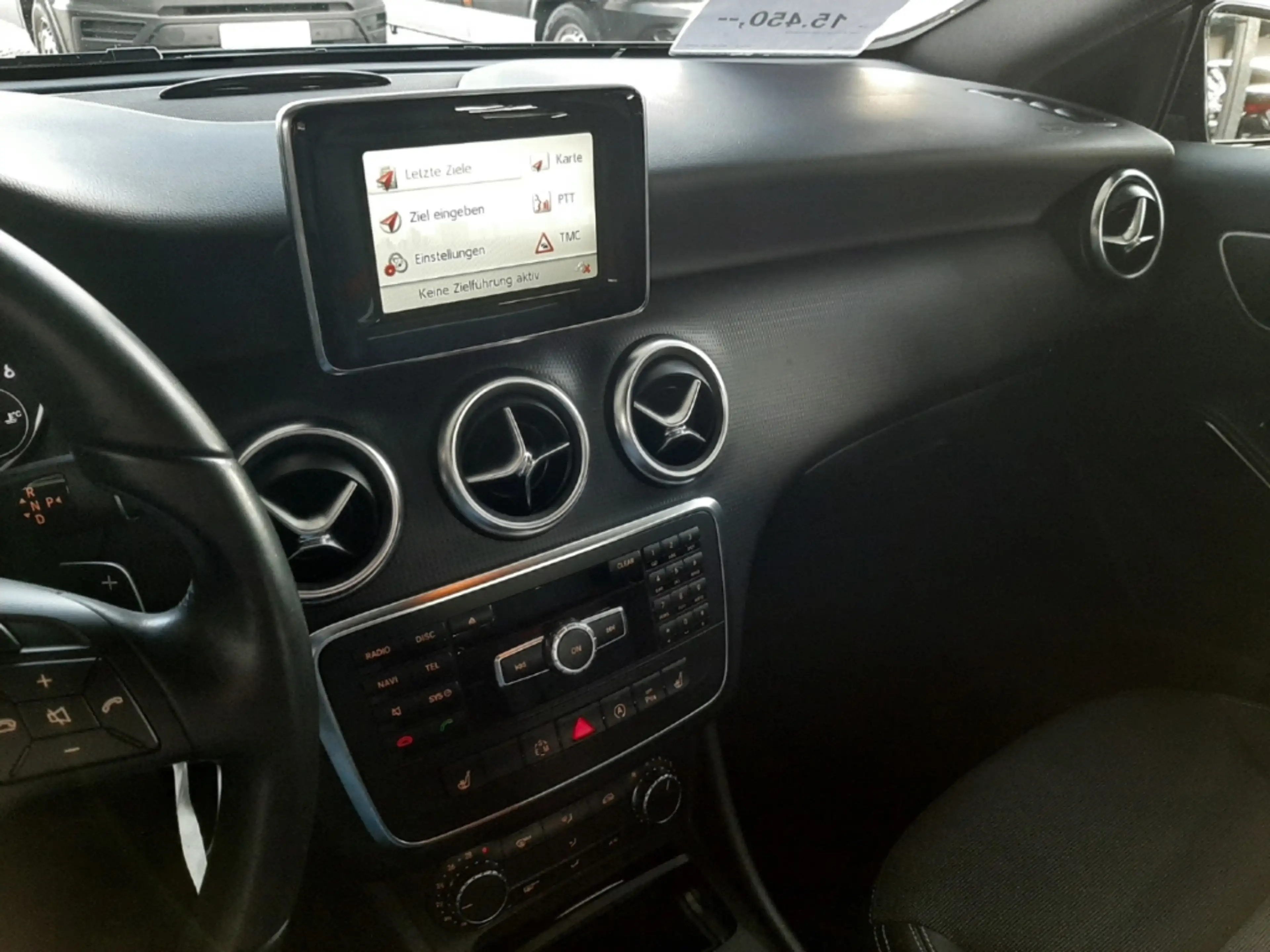 Mercedes-Benz A 180 7G DCT Style PDC Nav — photo 5