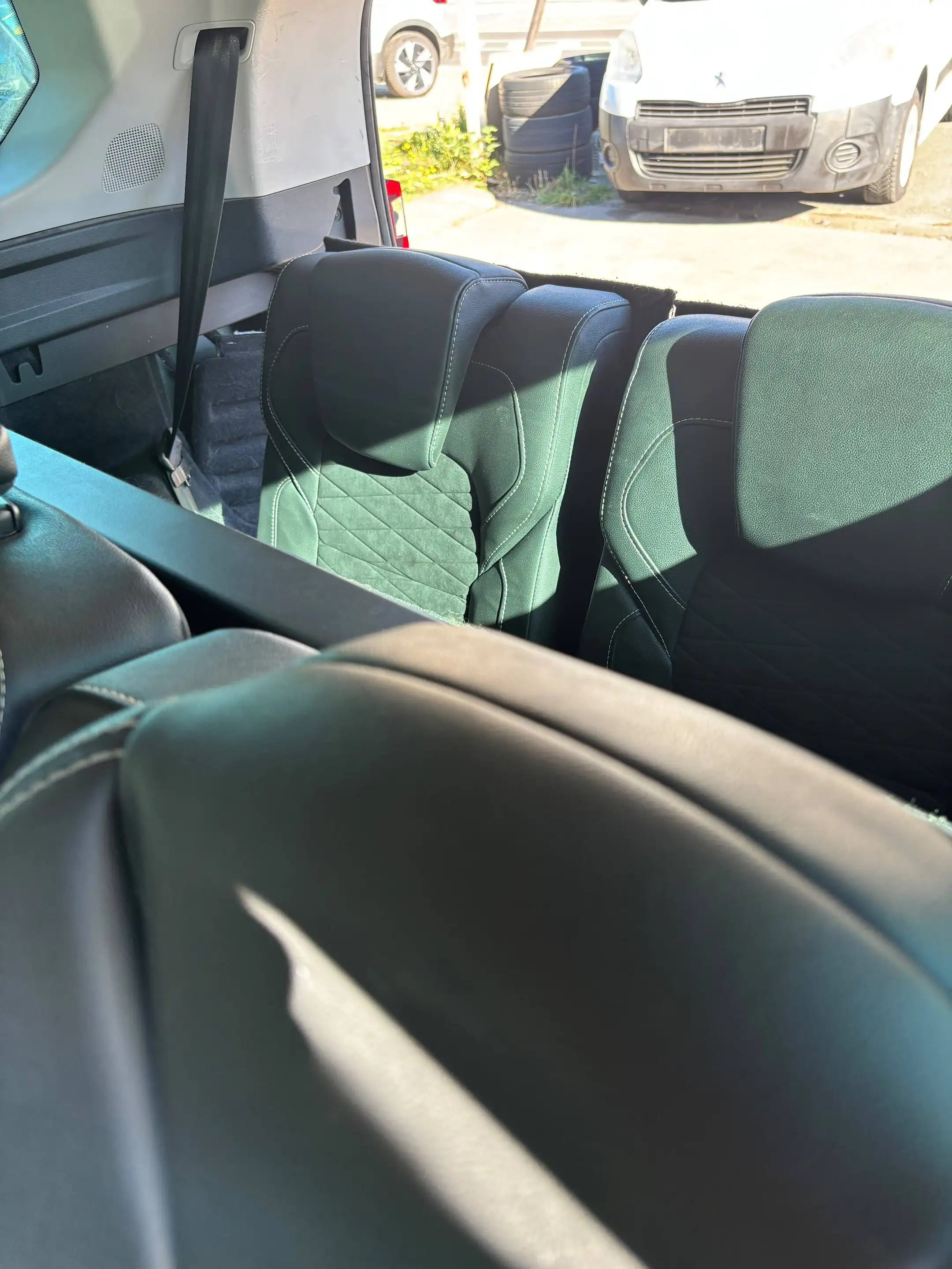 Renault Scenic Scenic 1.33 TCe Black Edition EDC GPF — photo 13