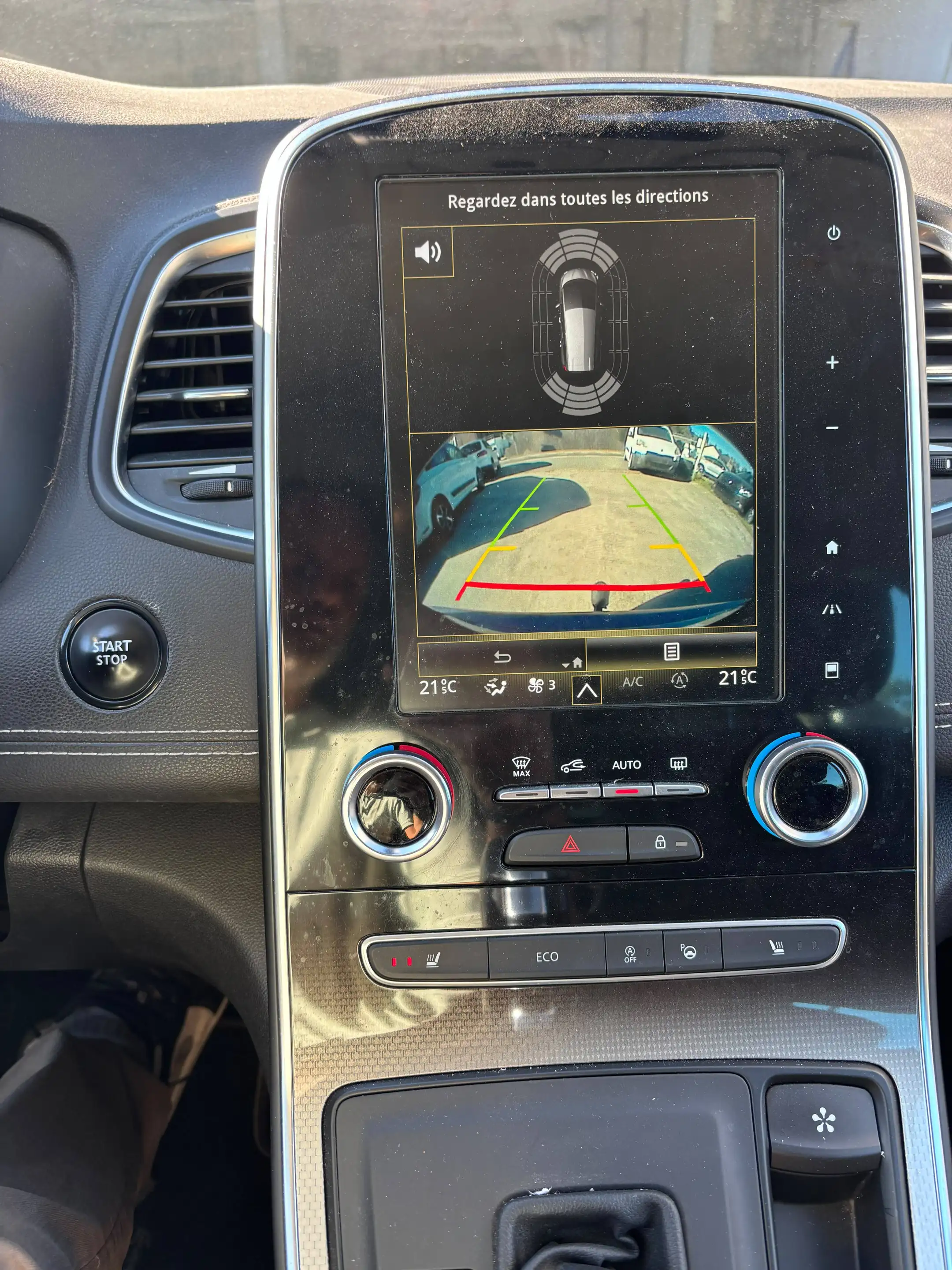 Renault Scenic Scenic 1.33 TCe Black Edition EDC GPF — photo 12