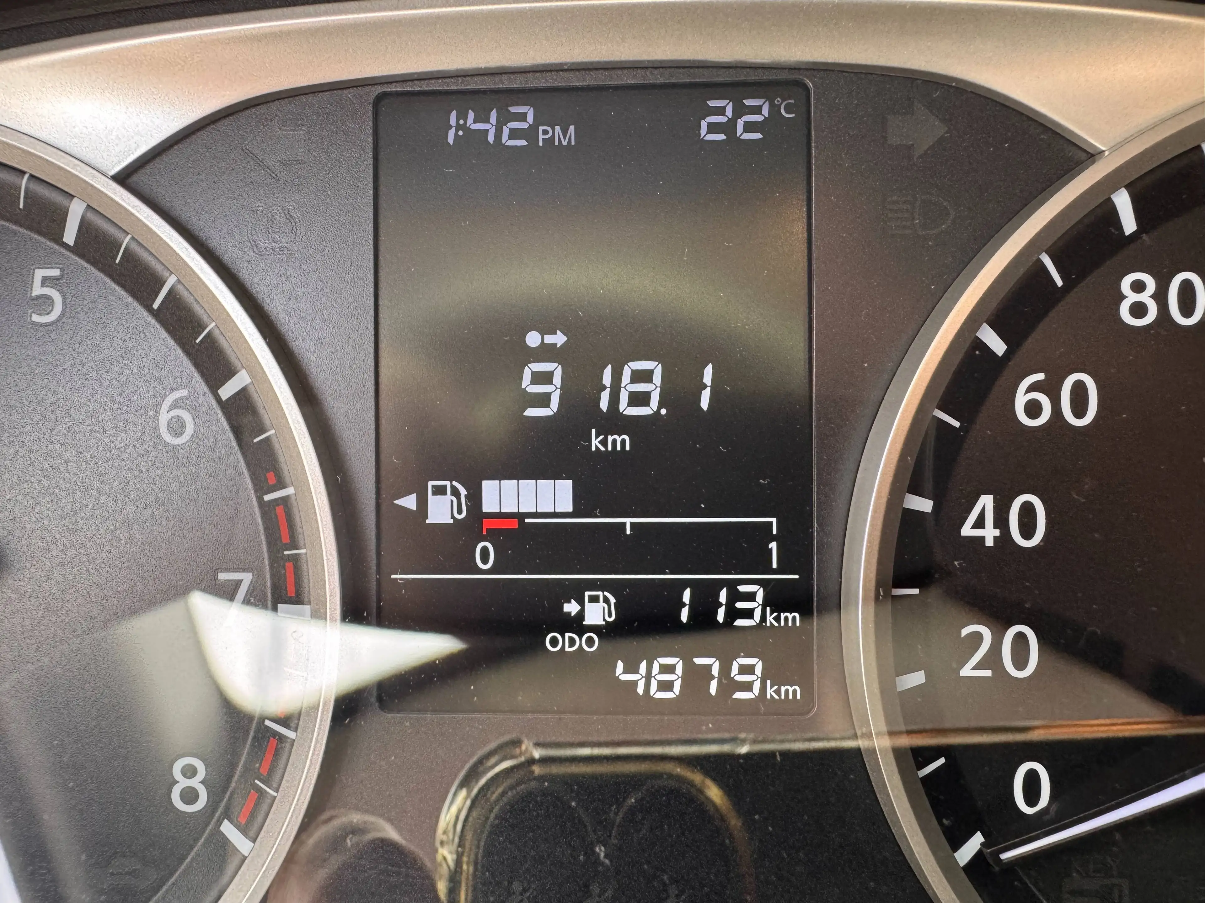 Nissan Micra Micra 1.0 — photo 9