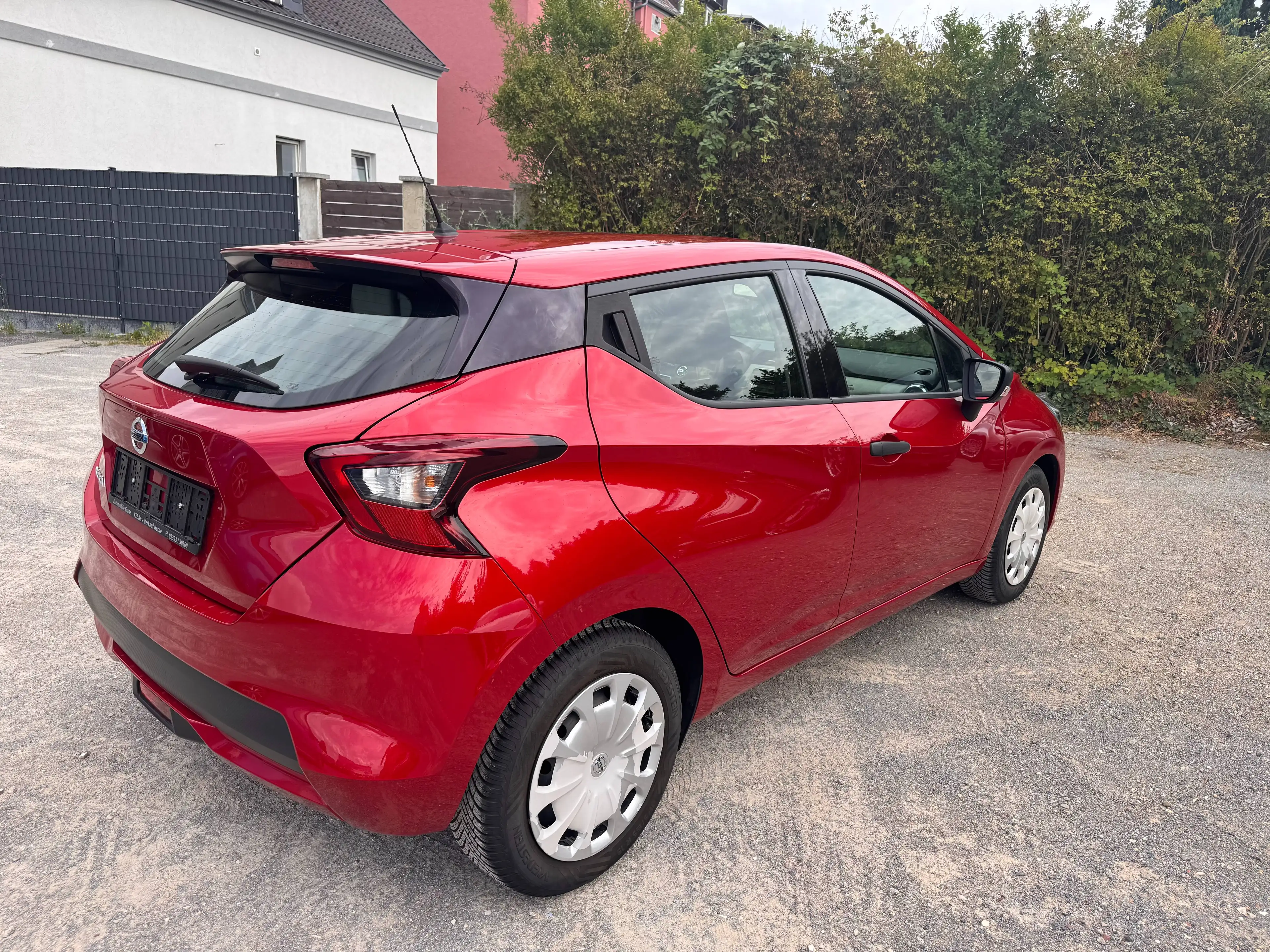 Nissan Micra Micra 1.0 — photo 3