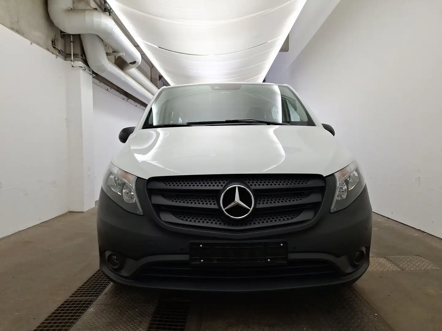 Mercedes-Benz Vito extralang +Cam.+Navi+AHKVorb+Totw+AUT+PTS Weiß - 2