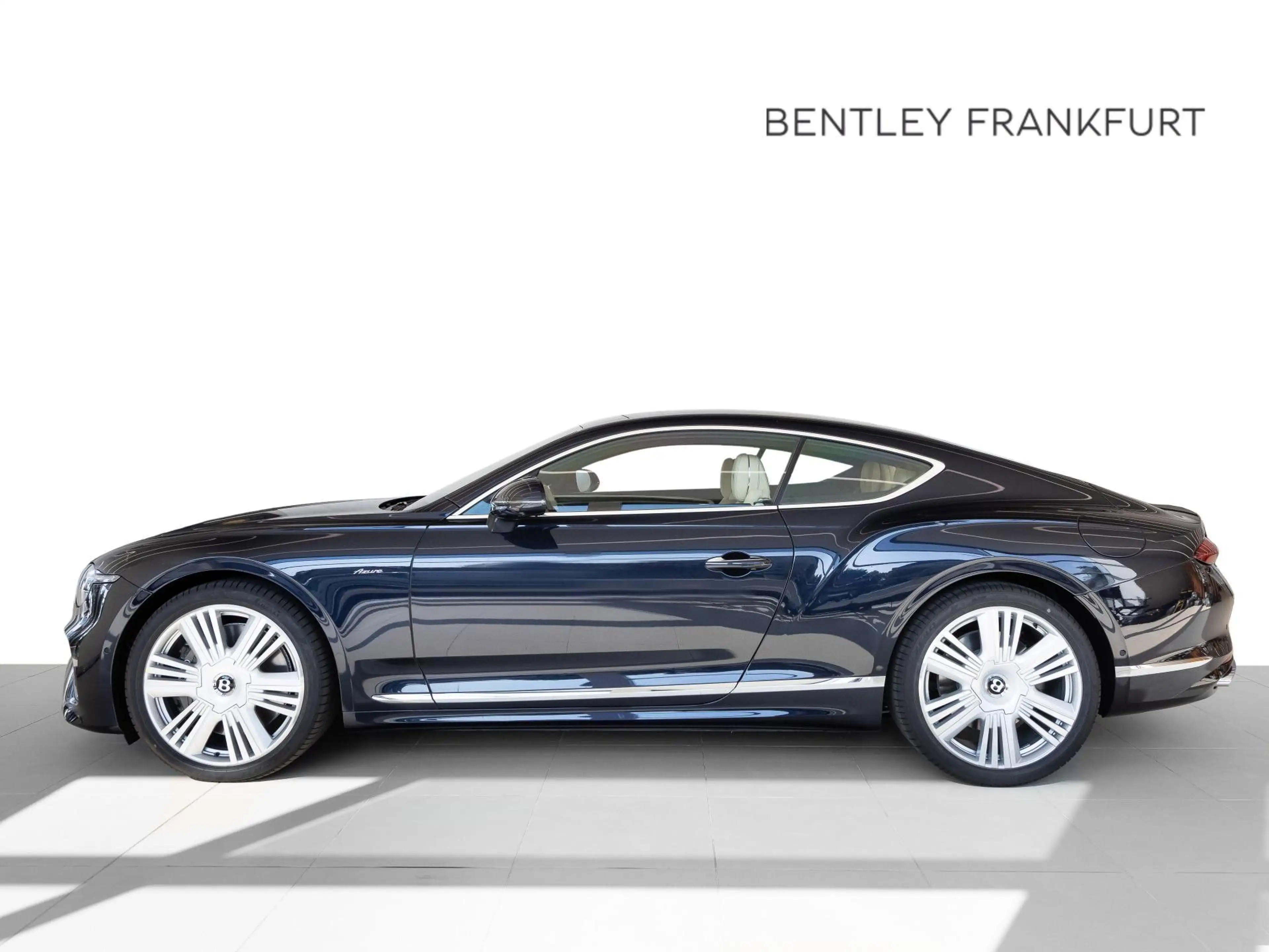 Bentley Continental GT Azure (MY26) Hybrid — photo 3
