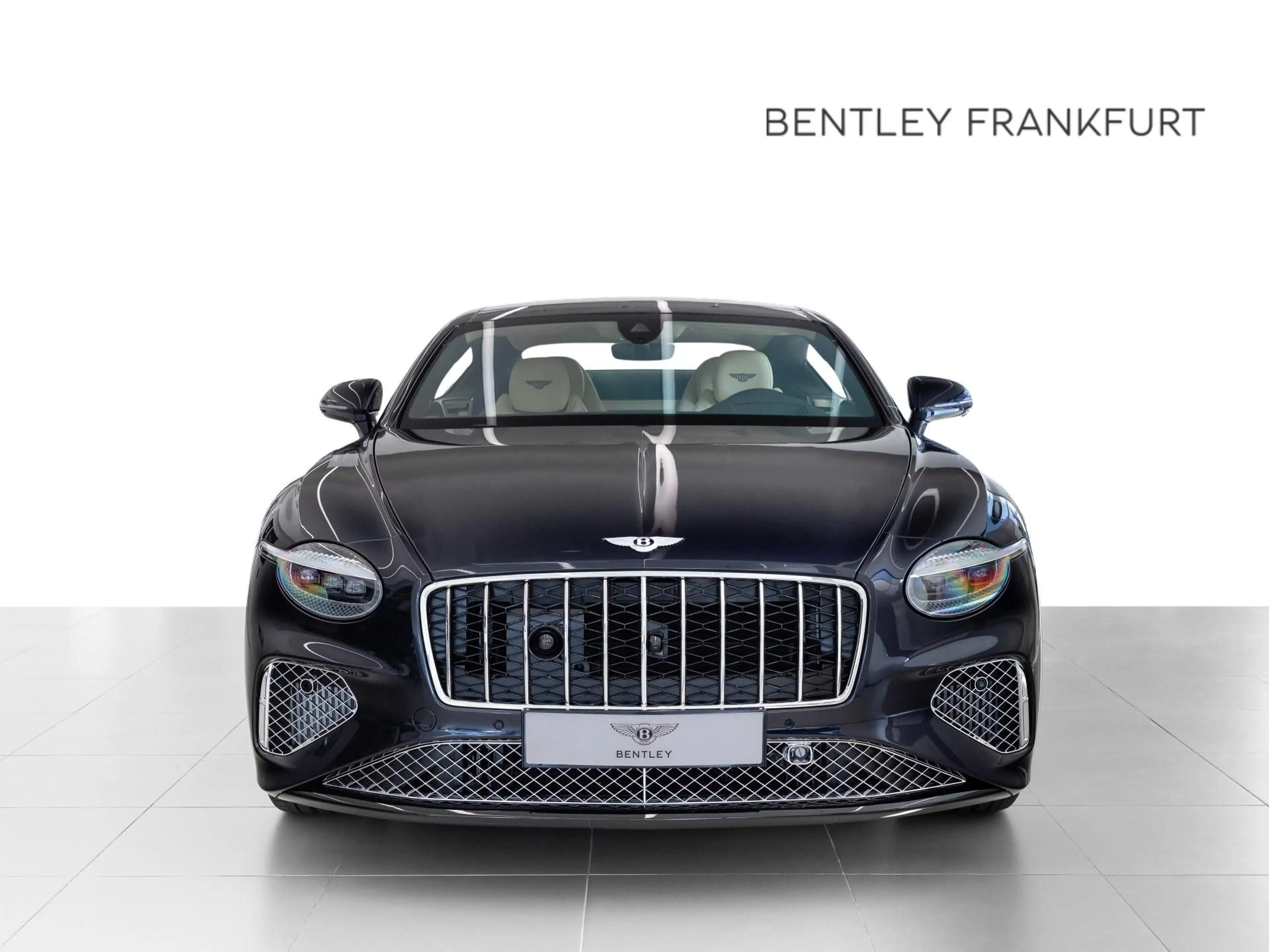Bentley Continental GT Azure (MY26) Hybrid — photo 2