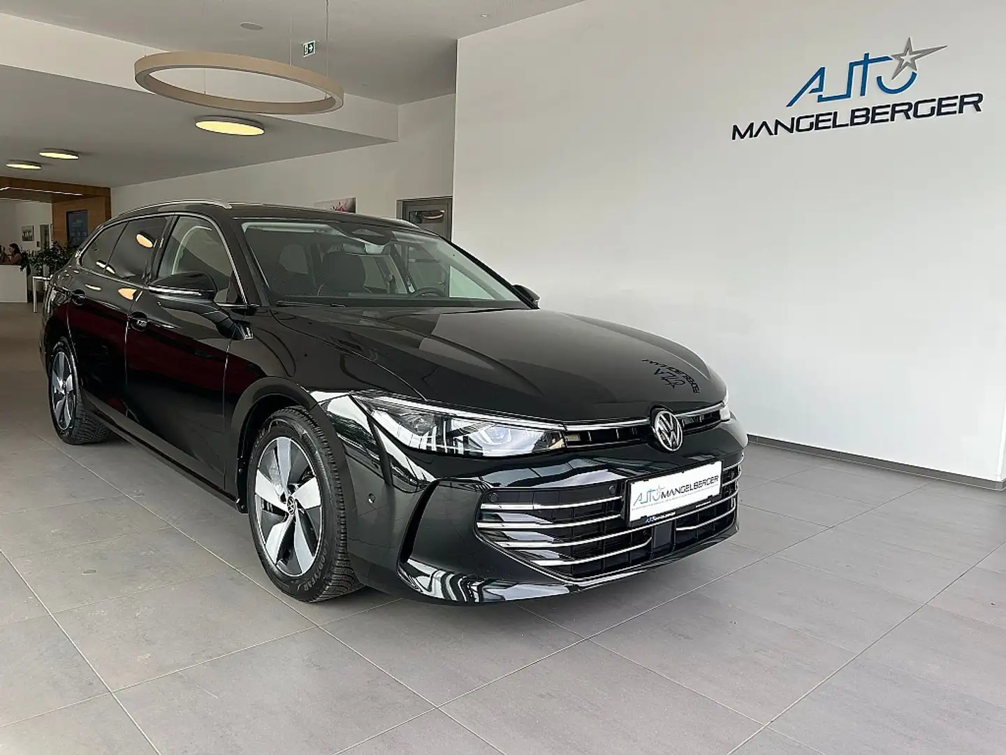 Volkswagen Passat Variant 2.0 TDI SCR Elegance DSG, Anhängevorrichtung, A... Schwarz - 1