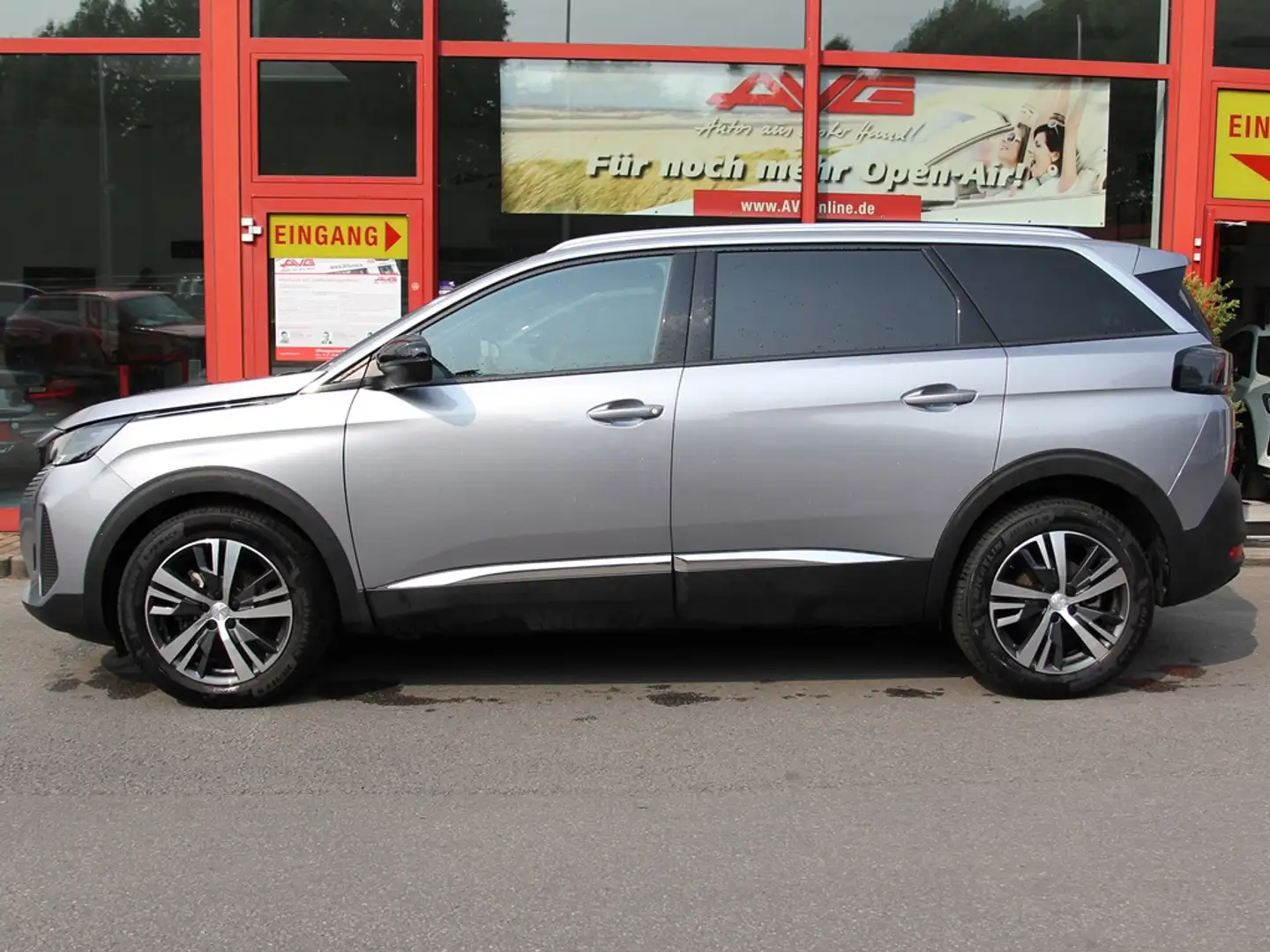 Peugeot 5008 Allure Pack 7 Sitze Navigation ALU 18 ZOLL Grigio - 1