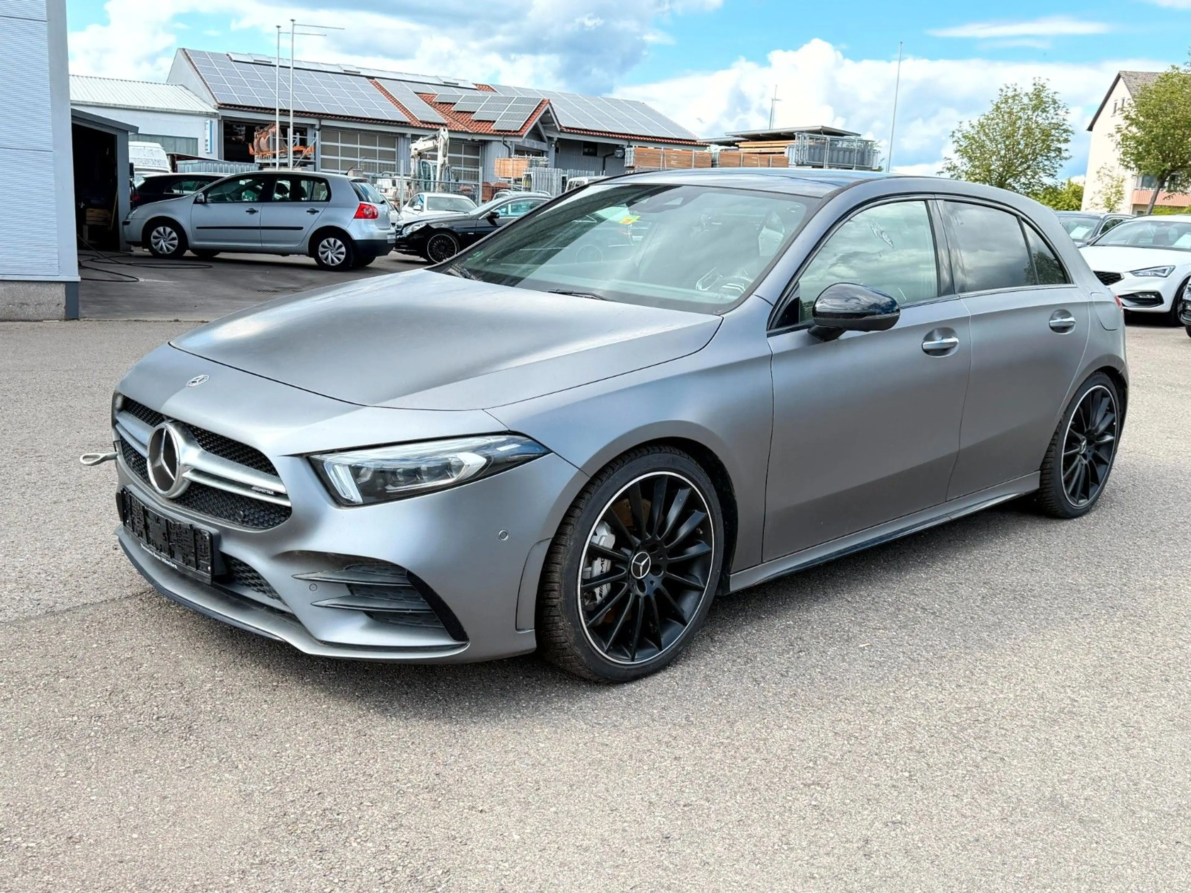Mercedes-Benz A 35 AMG 4-Matic Pano_HUD_Perf.Sitz_360°_StandHz
