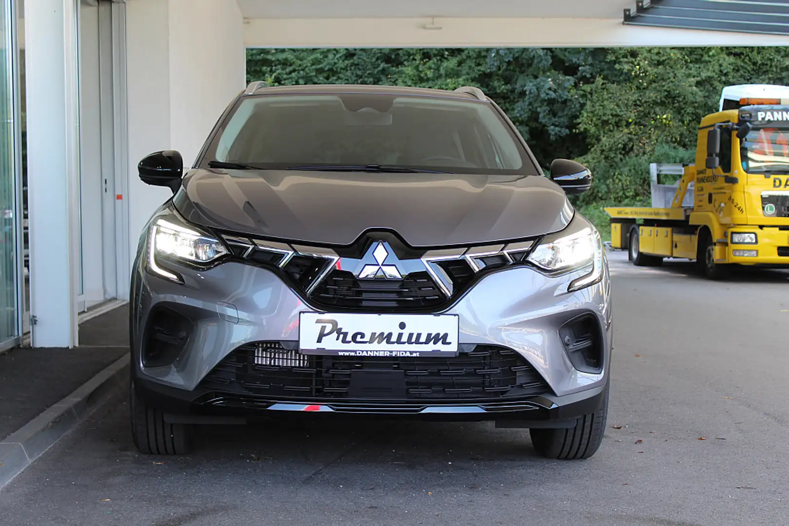 Mitsubishi ASX Invite 140PS MHEV Benzin/Schaltgetriebe Launch ... Grau - 2