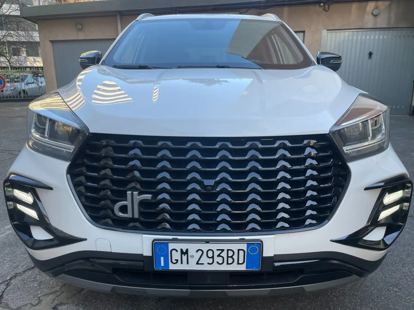 DR Automobiles DR5.0 DR 5.0 2022 5.0 1.5 Gpl 114cv Blanc - 1
