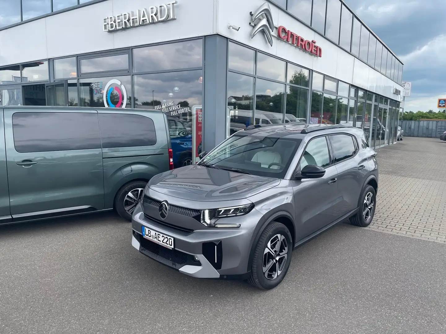 Citroen C3 Aircross Hybridë 136 DCS6 Max Grau - 2