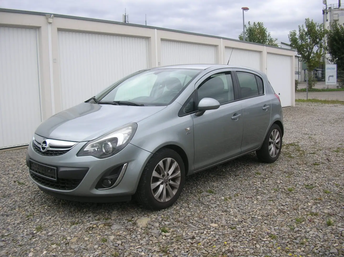 Opel Corsa 1.4 Turbo 88KW Active-Klima-PDC-SHZ. Grau - 1