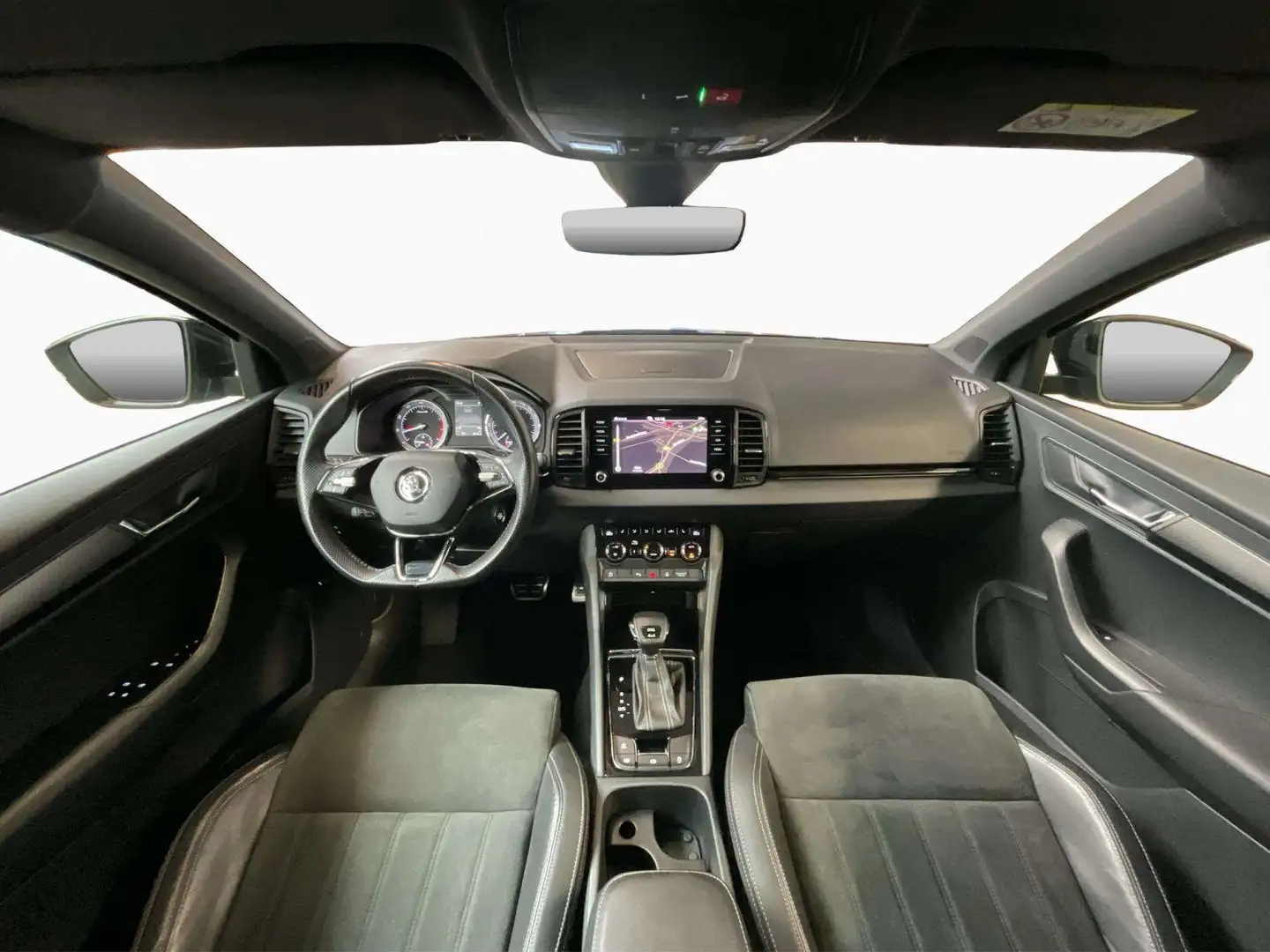 Skoda Karoq Sportline+4M+Pano+AHK+Stand-H. Gris - 2