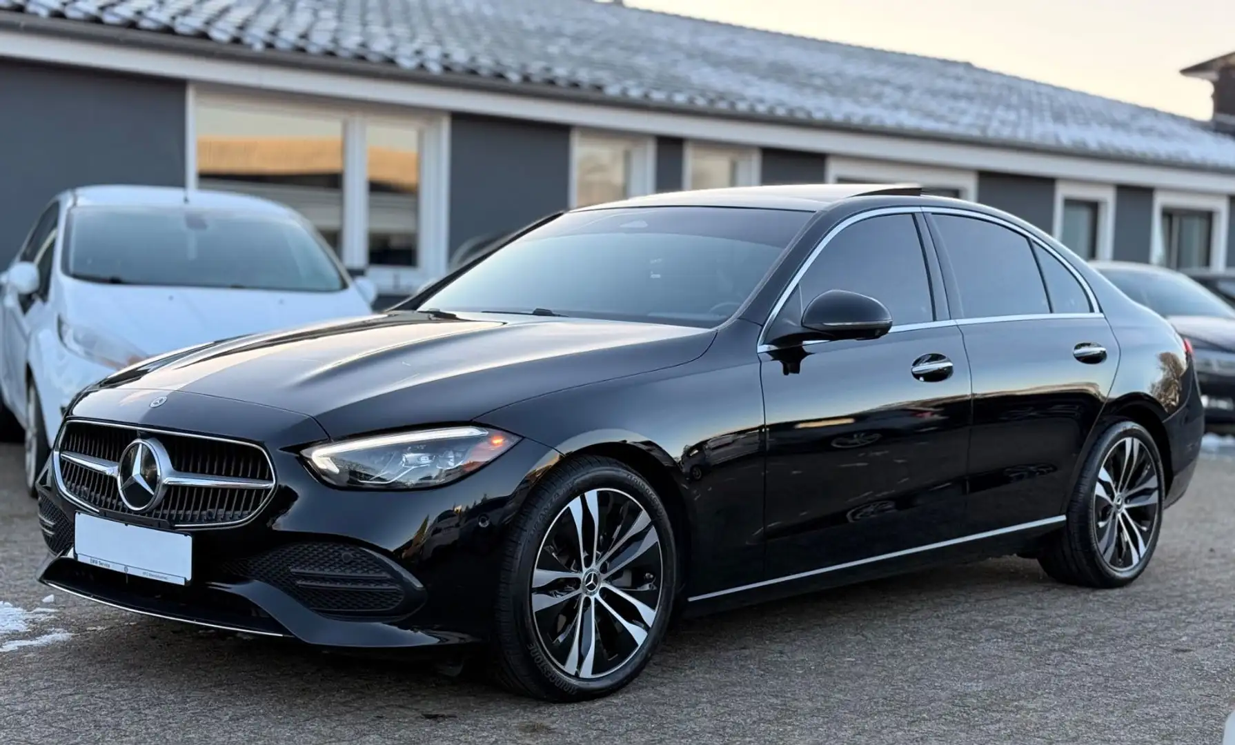 Mercedes-Benz C 300 C300 4Matic 360° Pano Burmester Keyless&Go Schwarz - 1