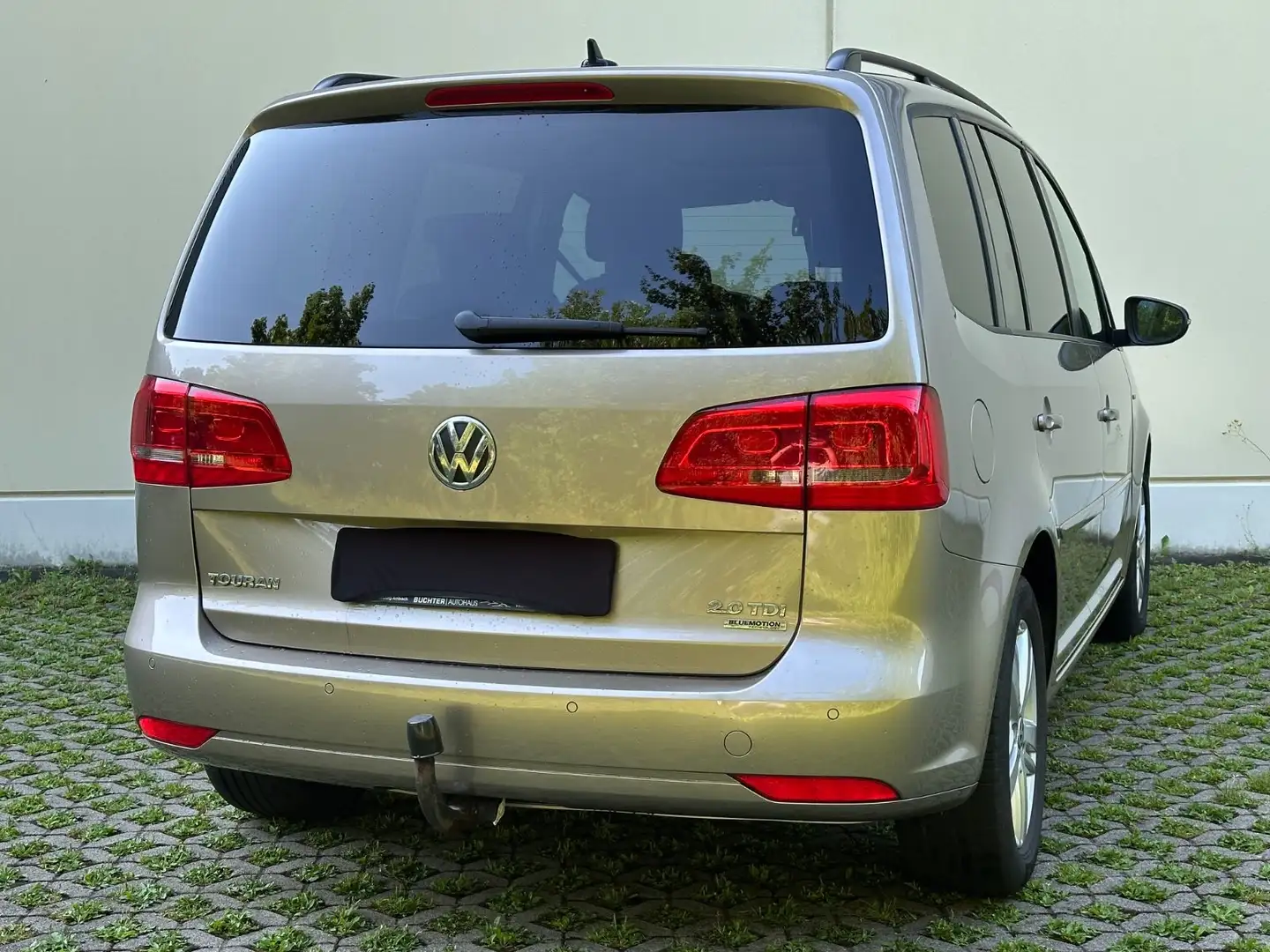 Volkswagen Touran Match 2.0 | 1Hand | AHK | Pano | Beige - 2