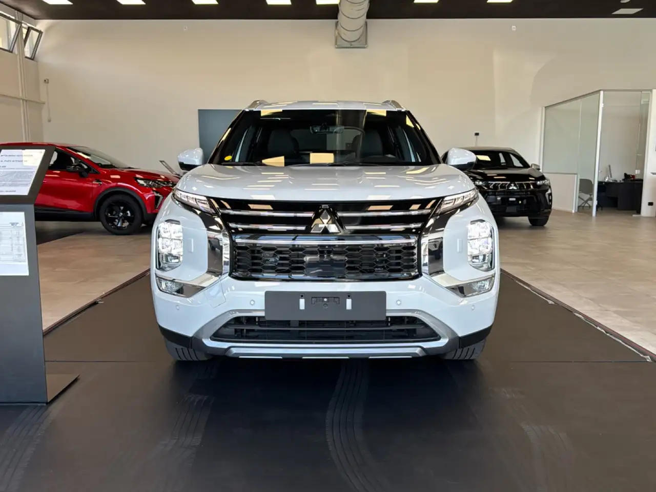 Mitsubishi Outlander 2026