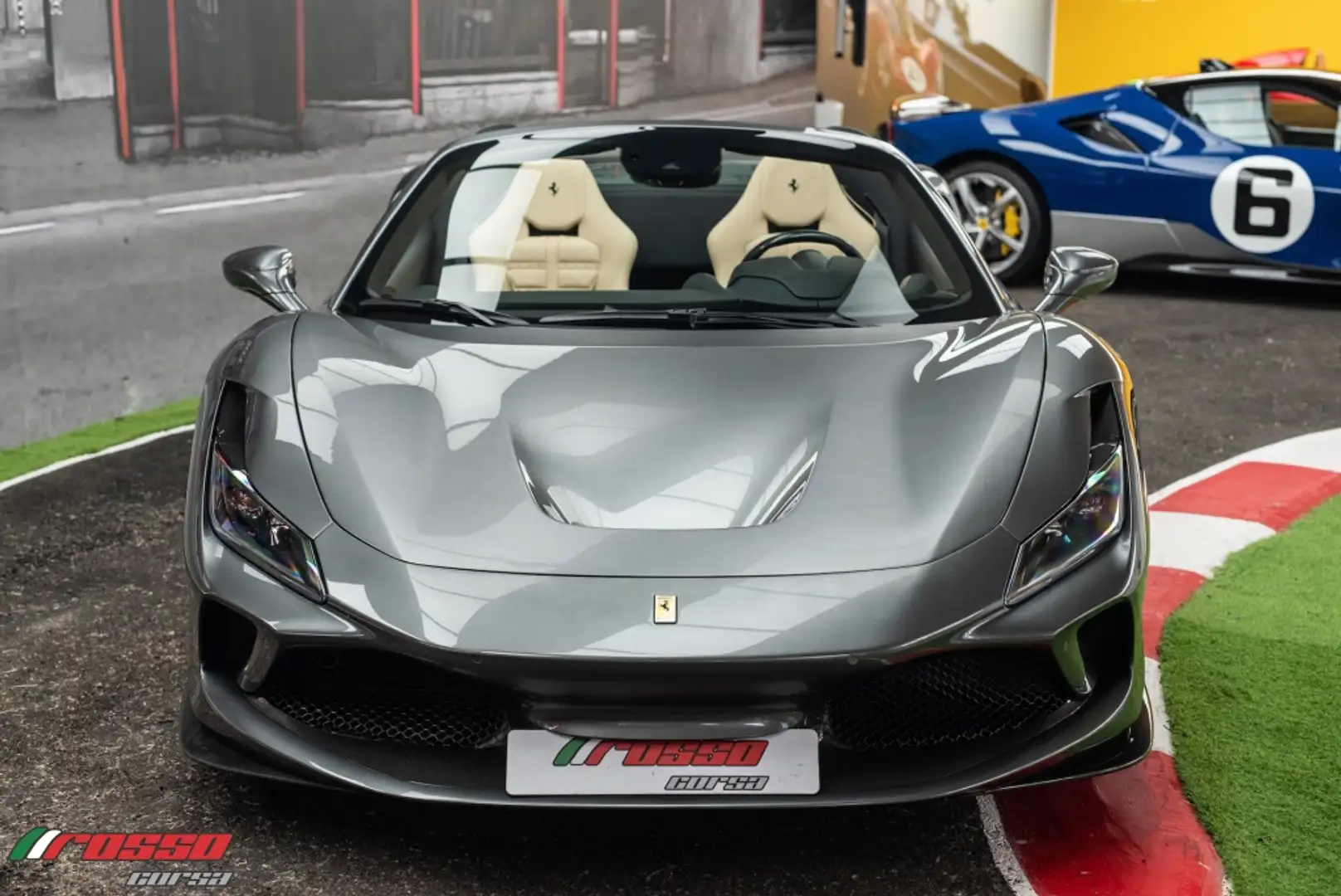 Ferrari F8 Spider Gris - 2
