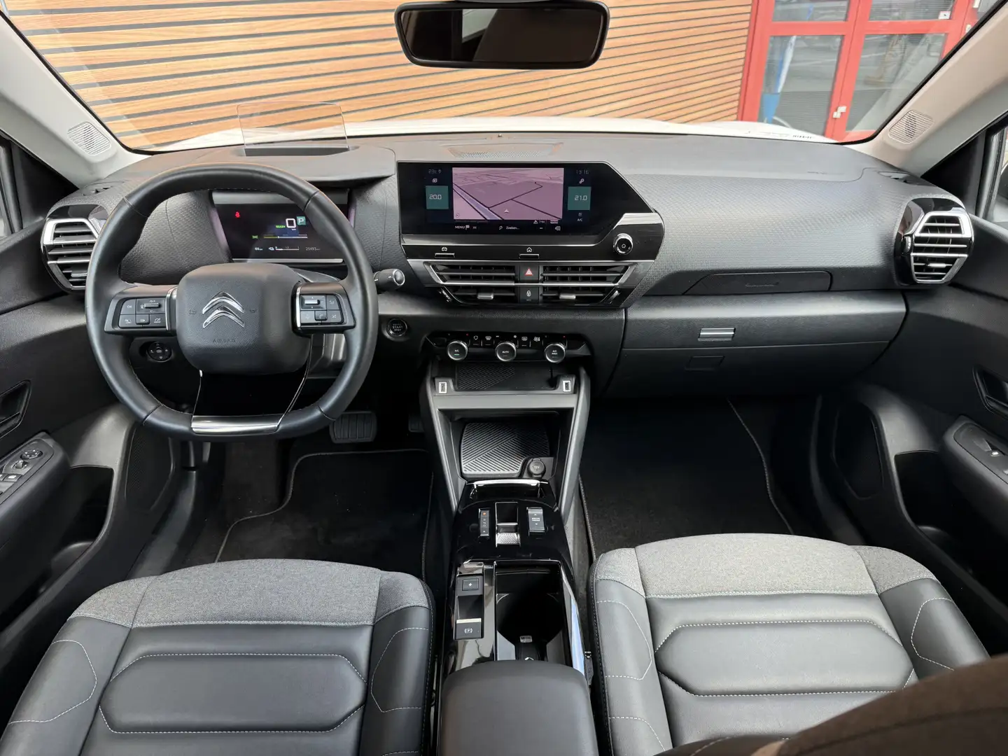 Citroen E-C4 Electric Shine 50 kWh Head-Up / Navi / Clima / Lm Velgen Wit - 2