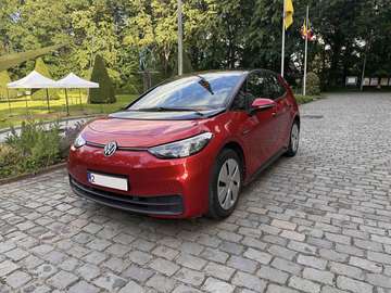 ID.3 Pro Business | 58 kWh | Range 430 km | Adaptive Cruises Control + Lane Correction + PreWarm + GPS + LED + CarPlay