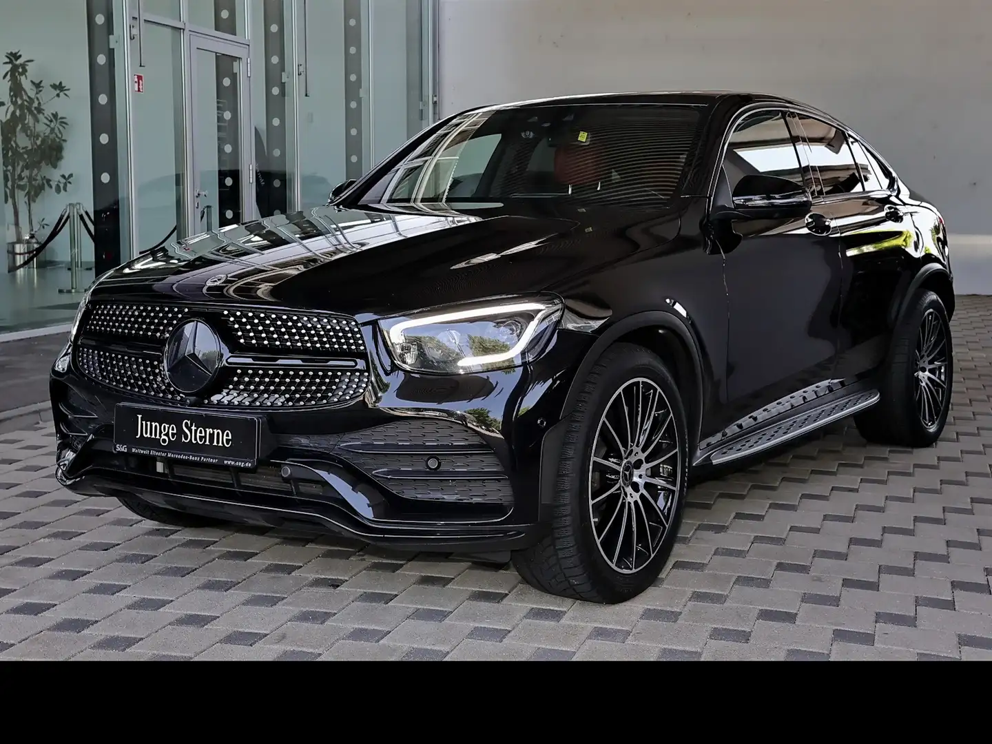 Mercedes-Benz GLC 400 d 4M Coupé AMG AHK+MEMORY+BURMESTER+360° Schwarz - 1