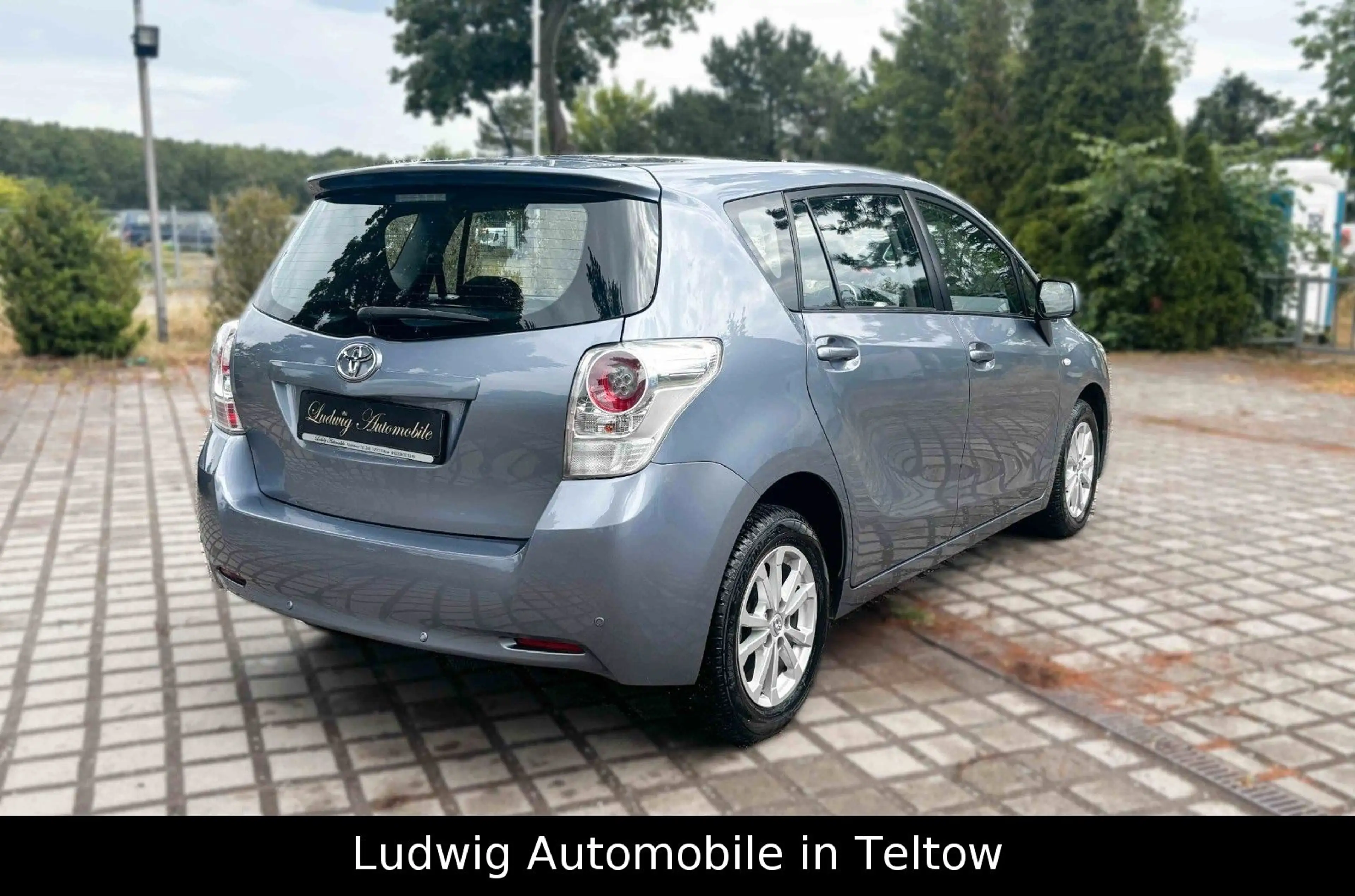 Toyota Verso Edition Automatik*Klima*wenig Kilometer — photo 5
