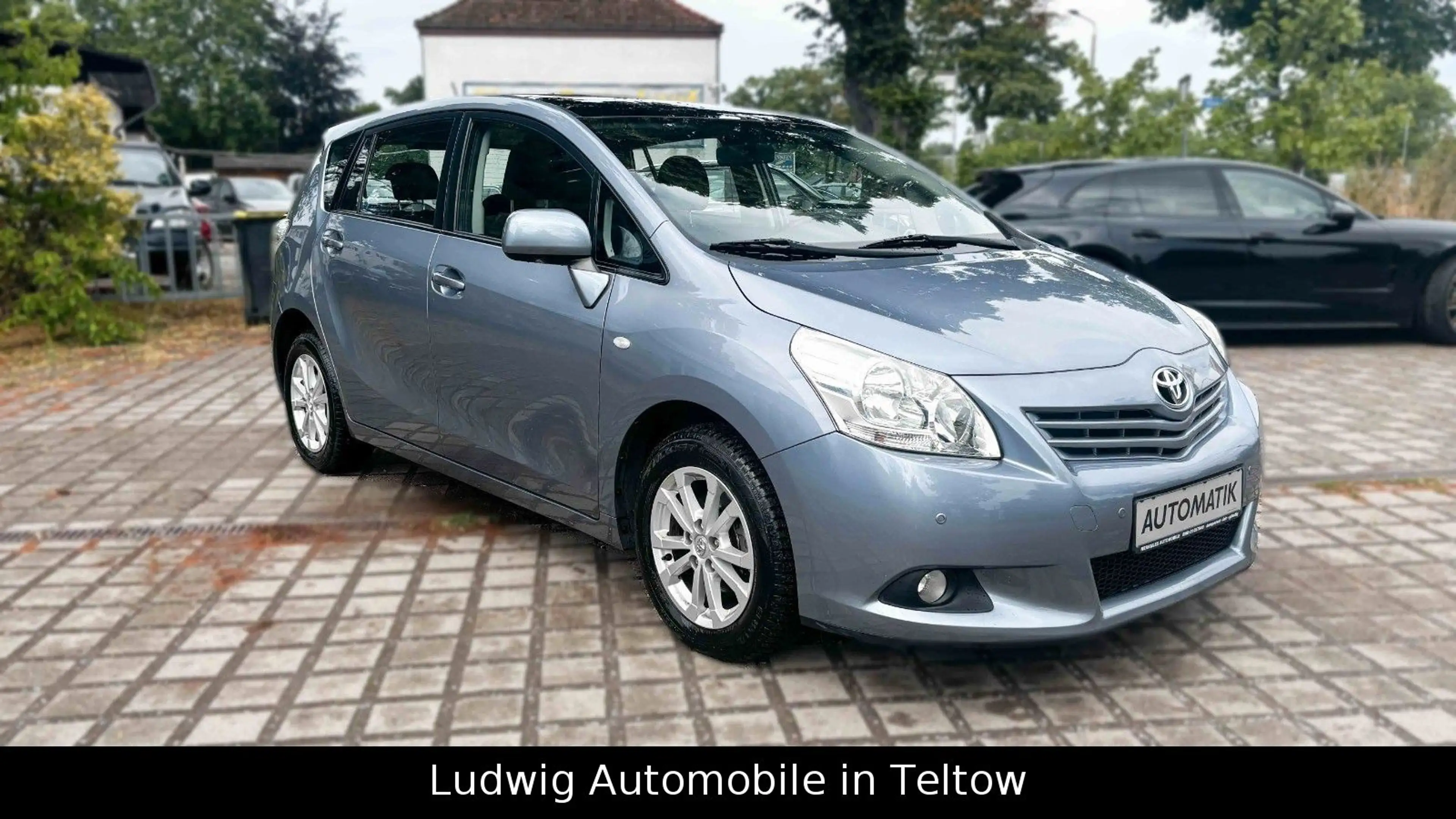 Toyota Verso Edition Automatik*Klima*wenig Kilometer — photo 3