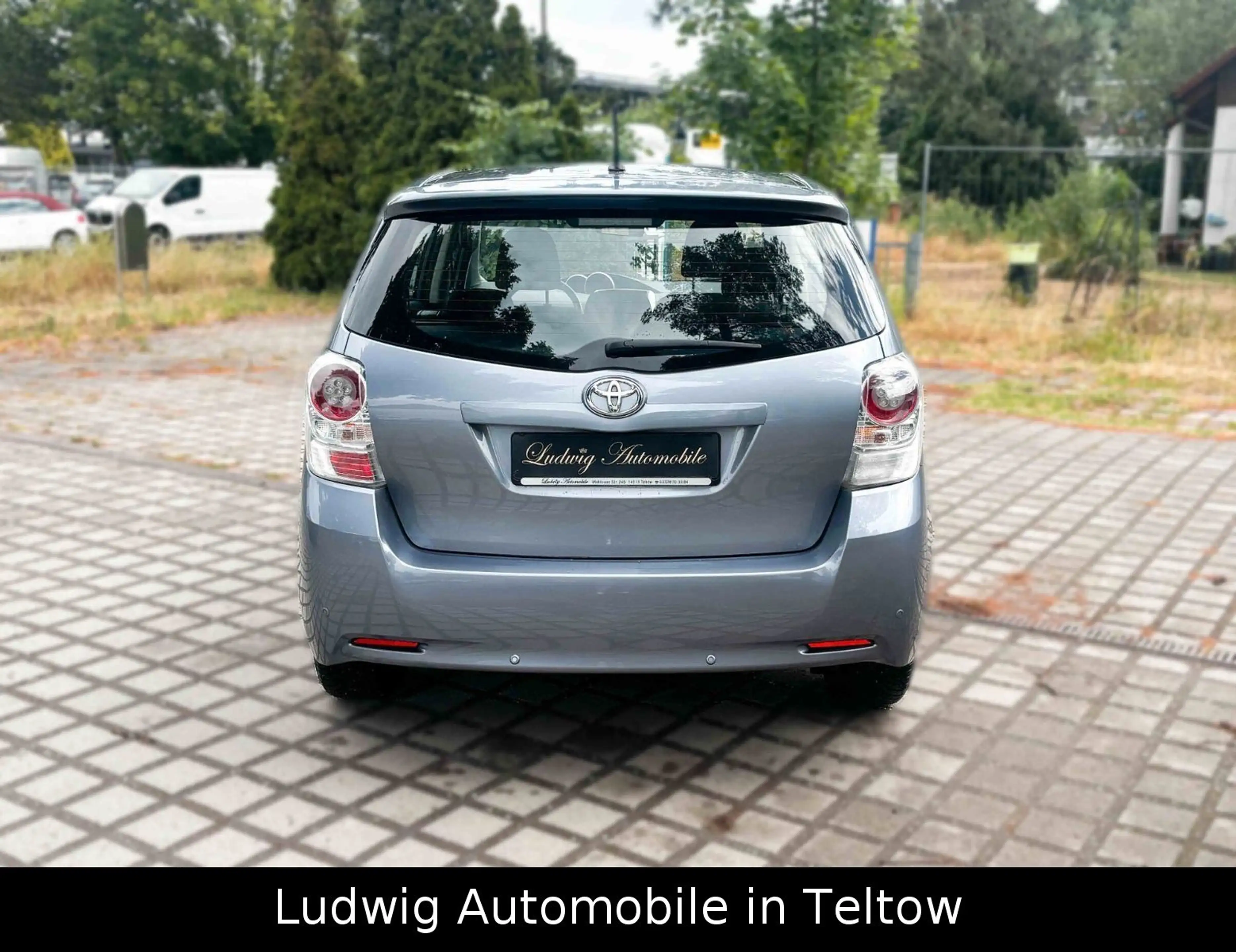 Toyota Verso Edition Automatik*Klima*wenig Kilometer — photo 6
