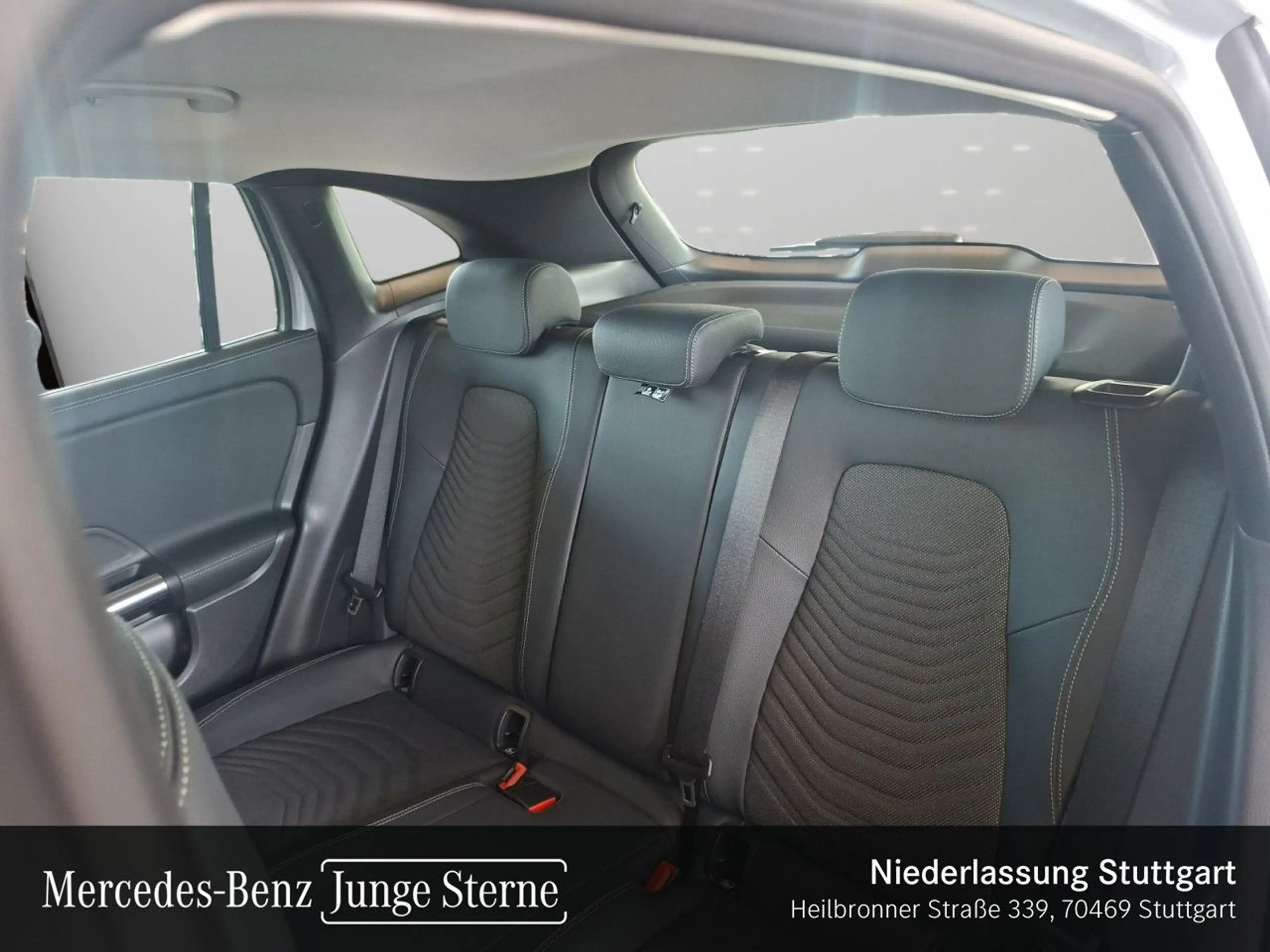Mercedes-Benz GLA 200 PROGRESSIVE+LED+KAMERA+TOTW+KEYLESS+7G — photo 11