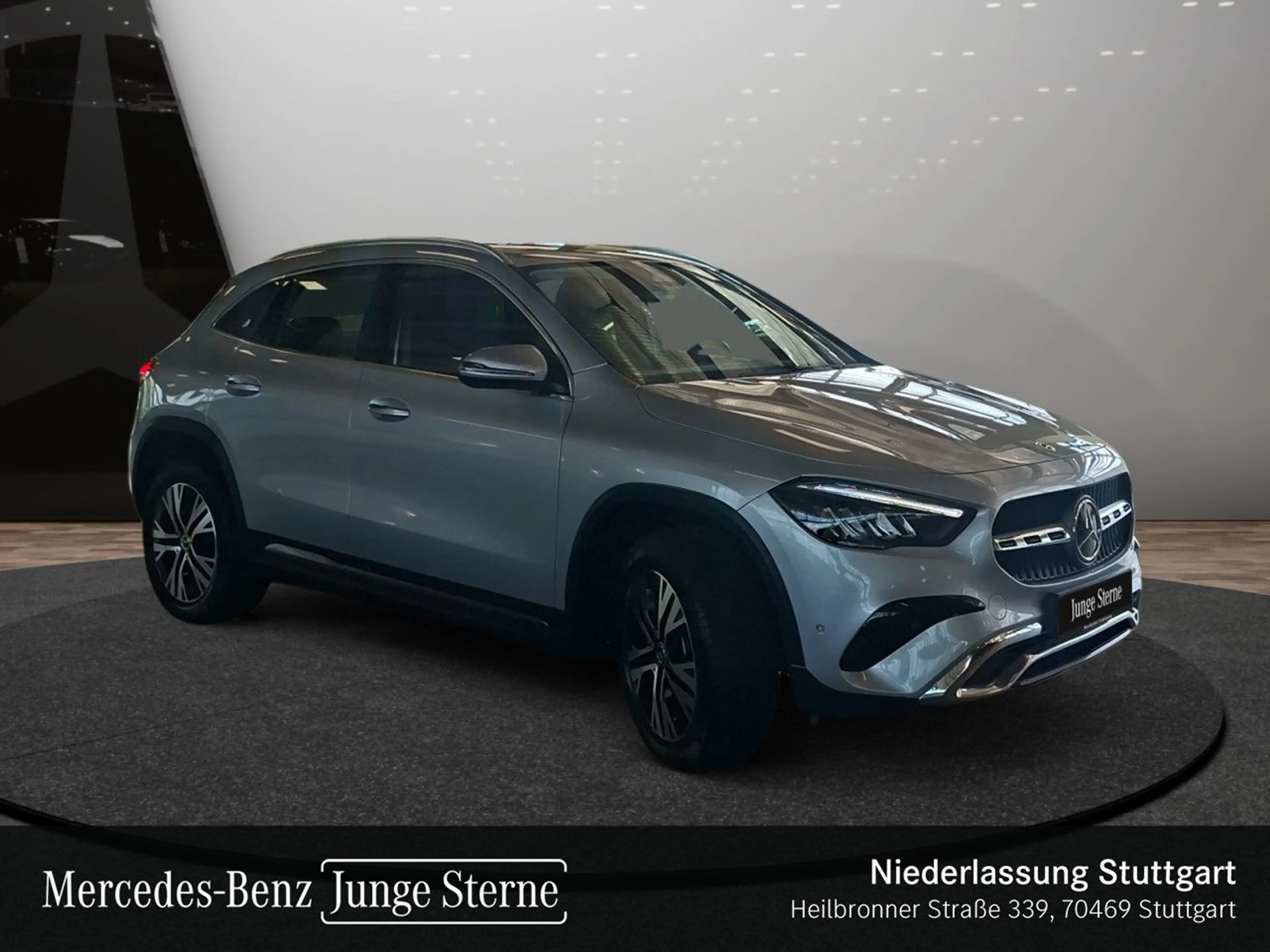 Mercedes-Benz GLA 200 PROGRESSIVE+LED+KAMERA+TOTW+KEYLESS+7G — photo 4