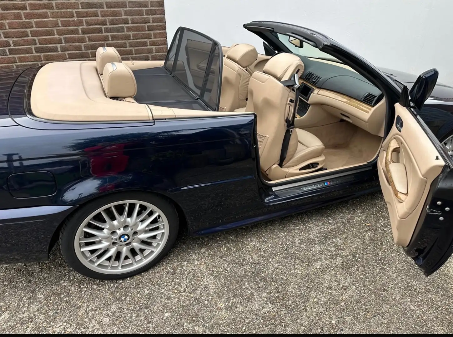 BMW Cabrio Azul - 1