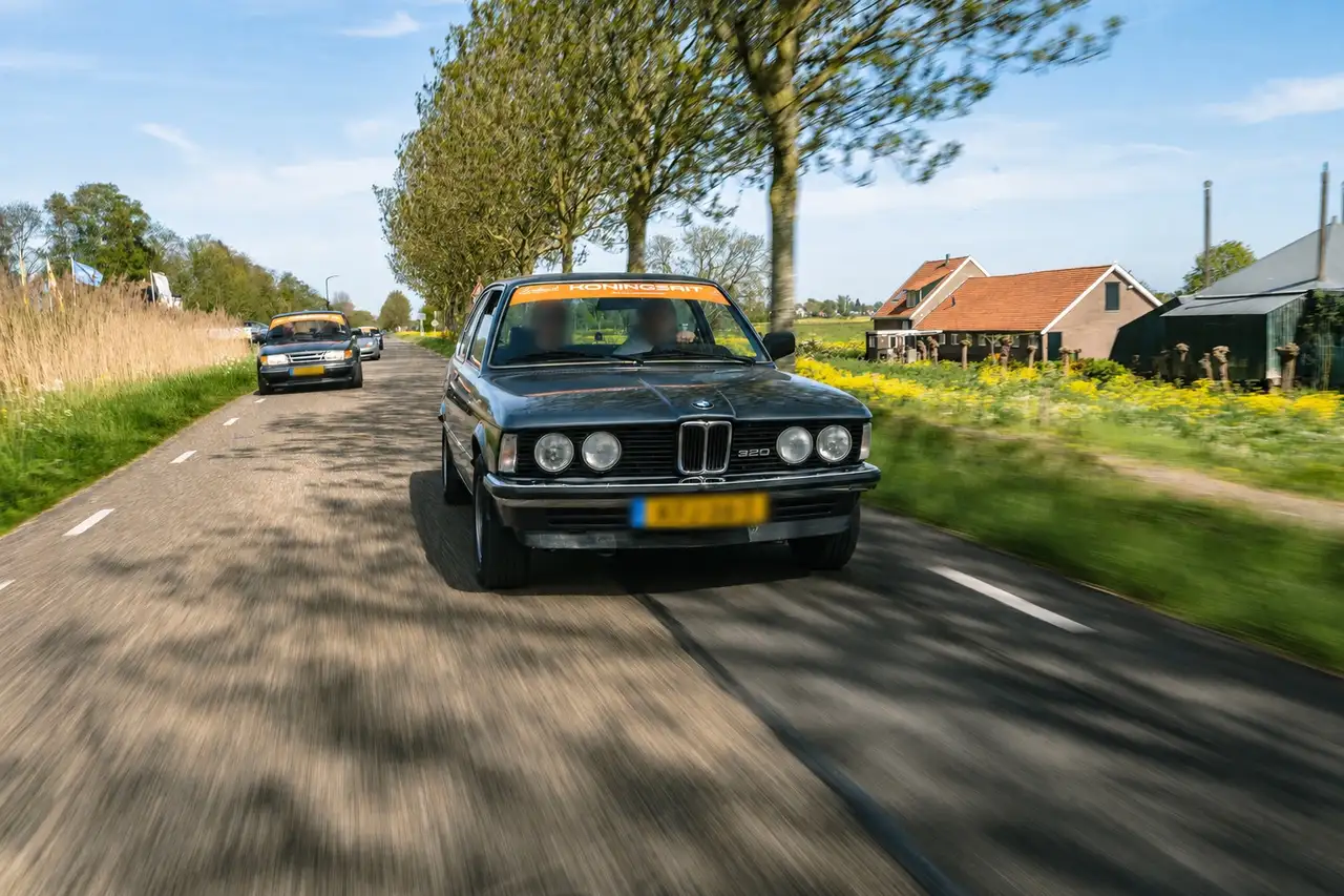 BMW 320, foto 3