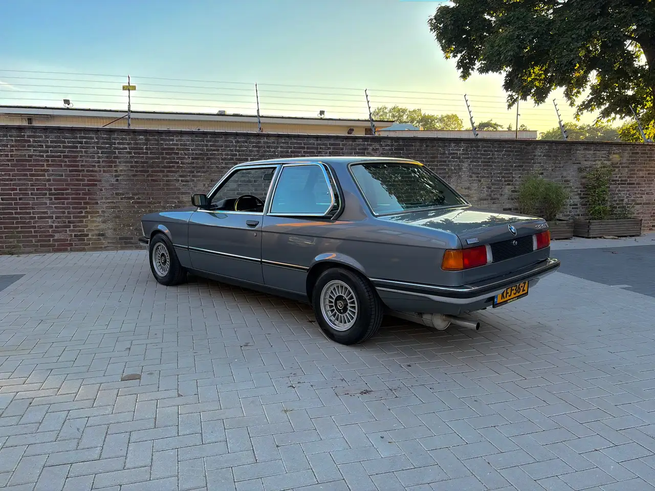 BMW 320, foto 6