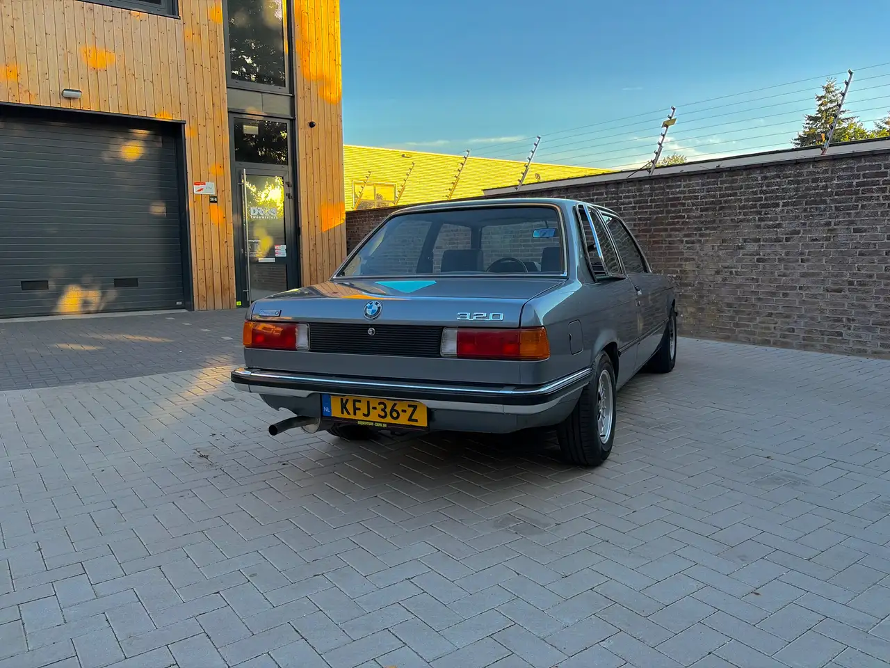 BMW 320, foto 7