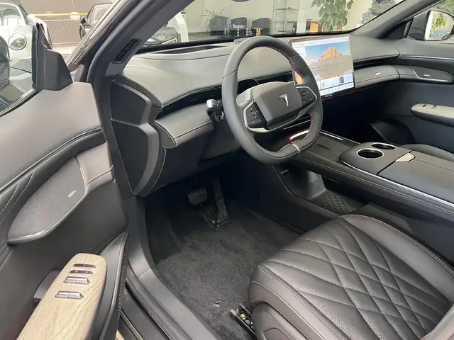 Changan Deepal S07 view 12
