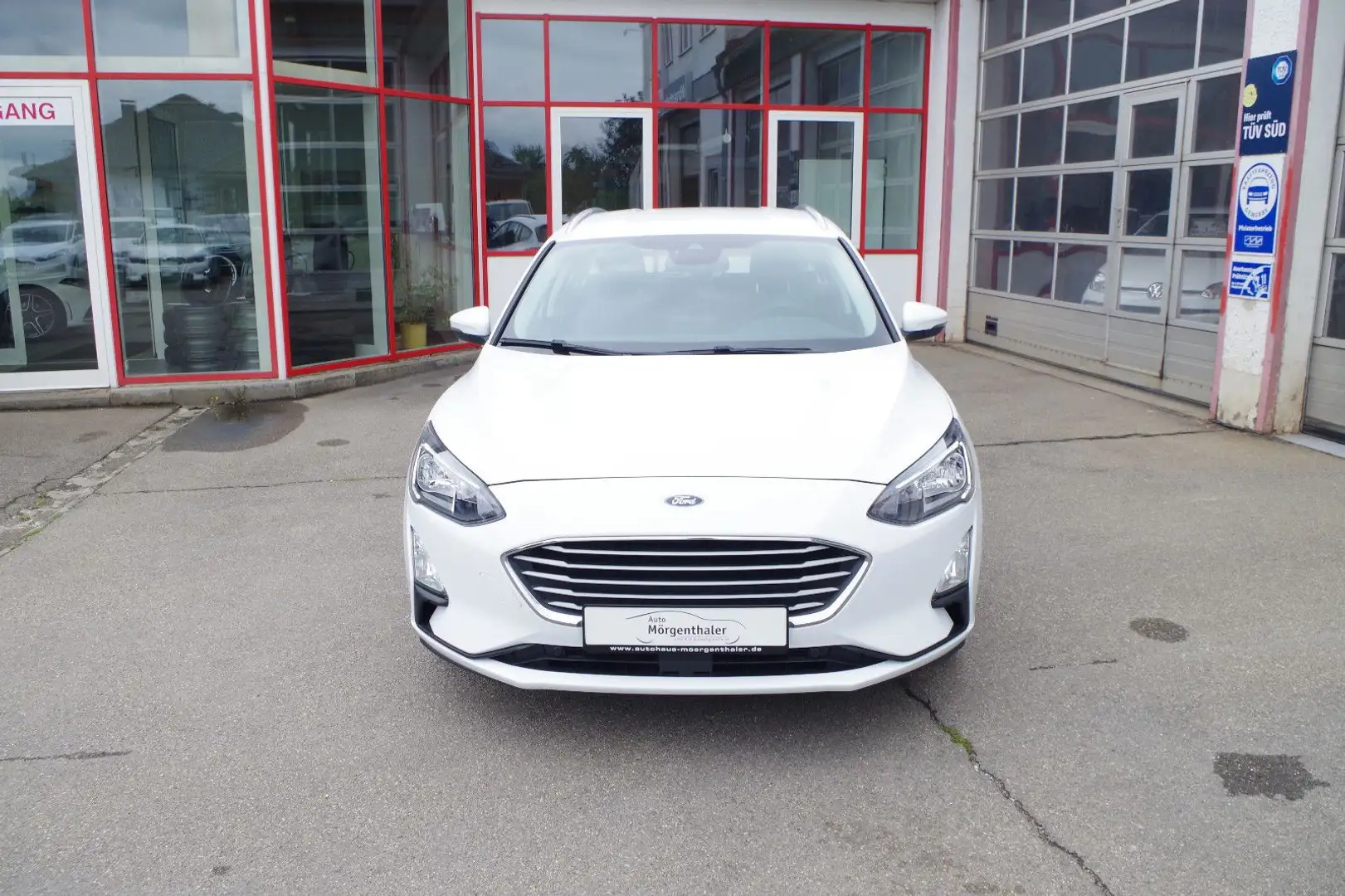 Ford Focus Turnier 1.0 EcoBoost Cool & Connect, AHK Blanc - 2