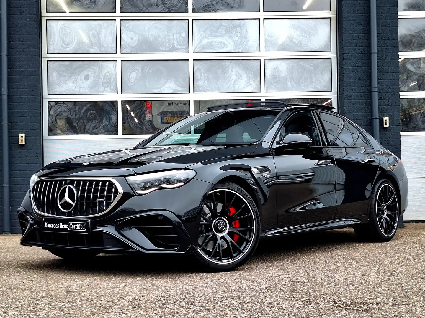 Mercedes-Benz E 53 AMG HYBRID 4MATIC+ | Panoramadak | Burmester | Night p Schwarz - 2