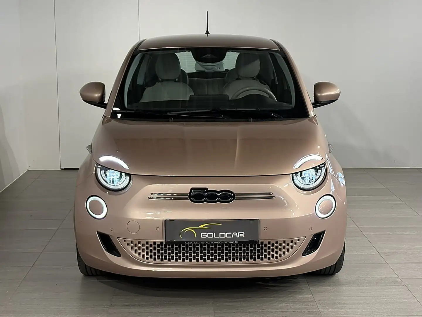 Fiat 500e 500 Elektro La Prima 3+1 42 kWh Gold - 2
