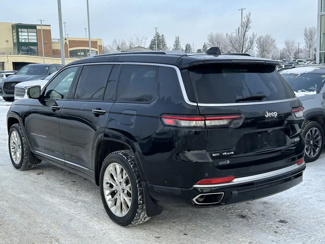 Jeep Grand Cherokee снимка Jeep Grand Cherokee
