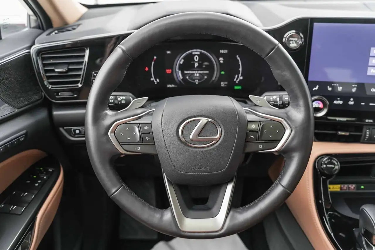 Lexus NX fotografie Lexus NX