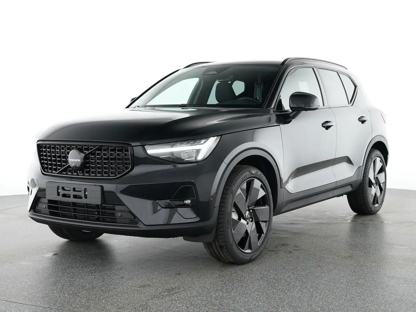 Volvo XC40 B3 Plus Black Edition 2WD Schwarz - 1