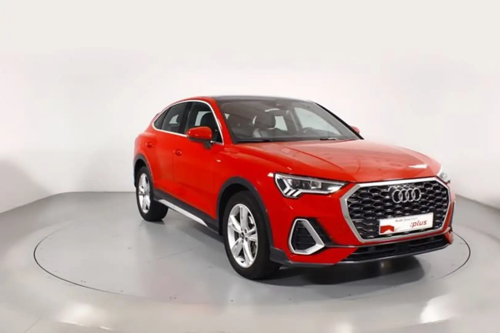 Audi Q3 Sportback 35 TDI S line S tronic Rojo - 1