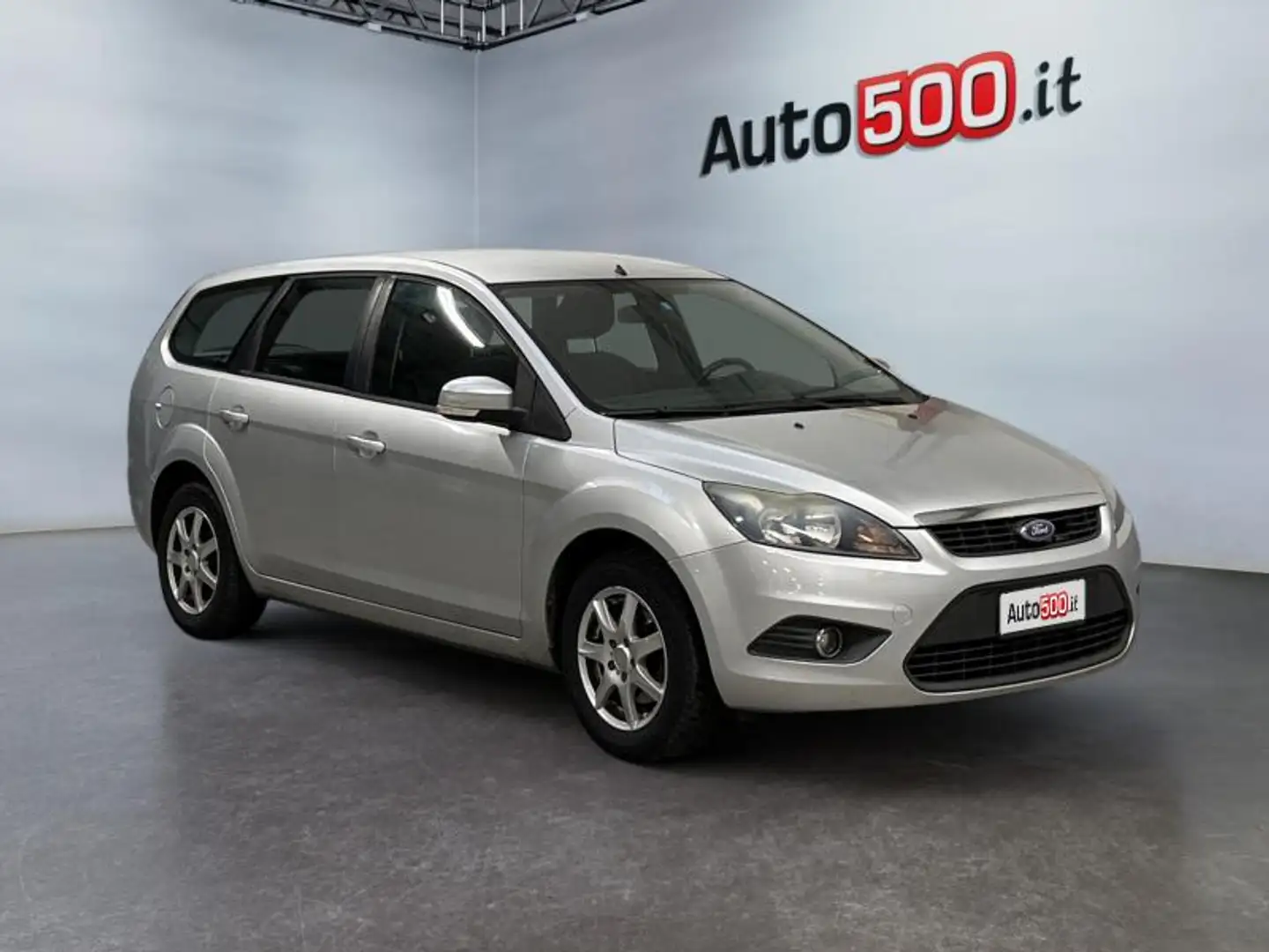 Ford Focus 1.6 SW GPL Blau - 2