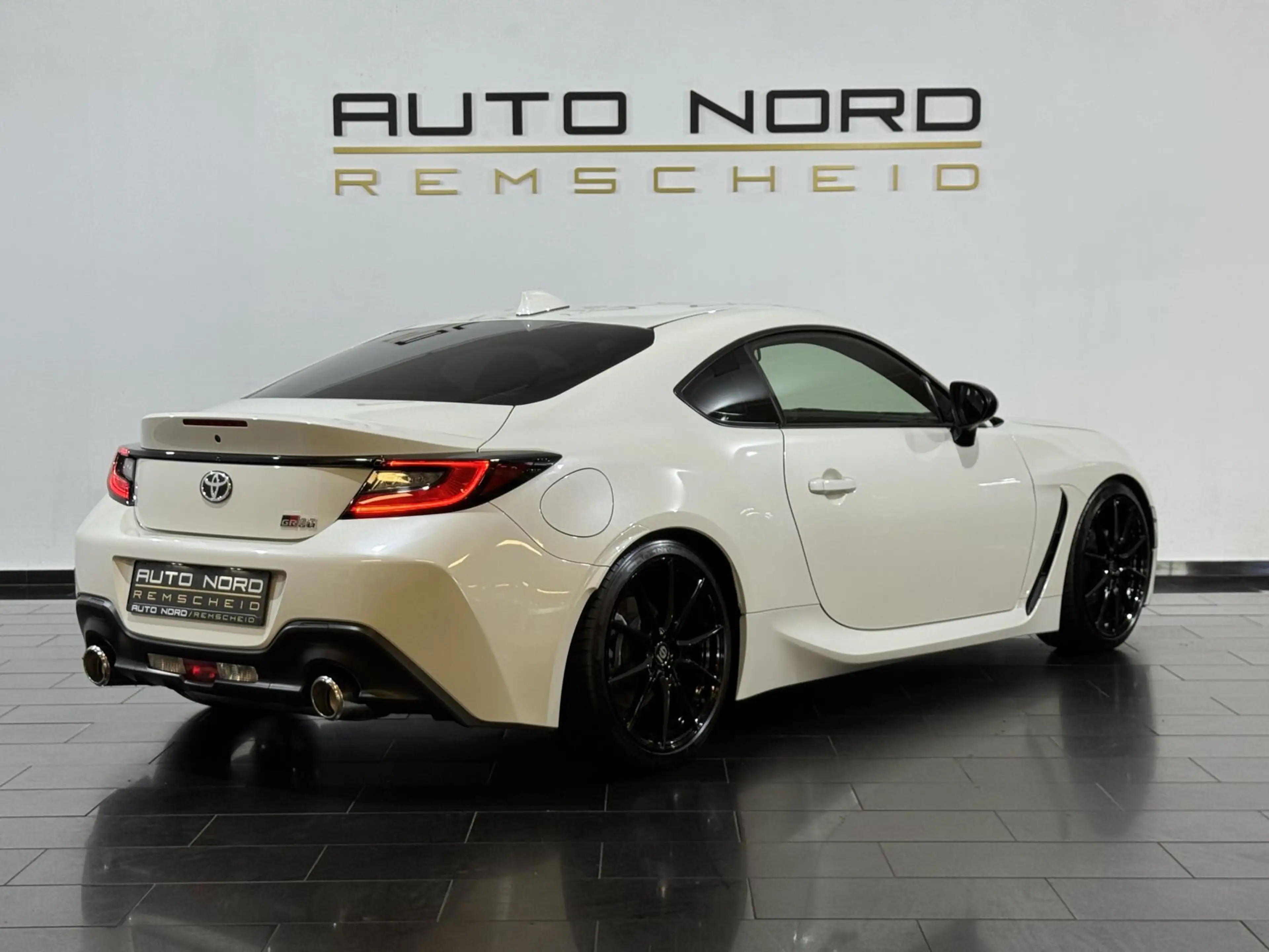 Toyota GR86 Premium *Virtual*Kamera*CarPlay*Tempomat* — photo 8