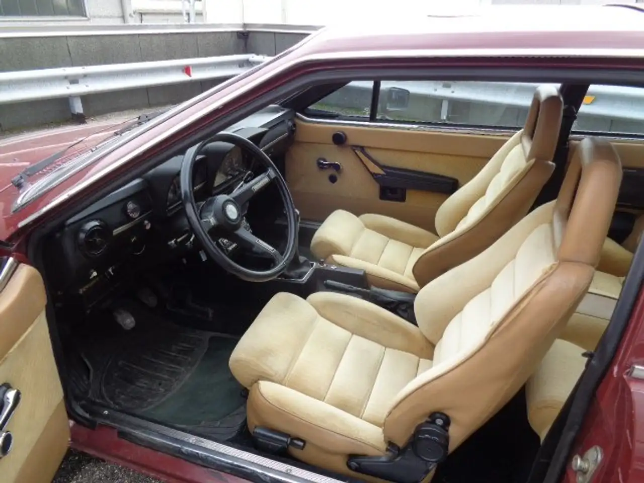 Alfa Romeo GTV 2.0, foto 11