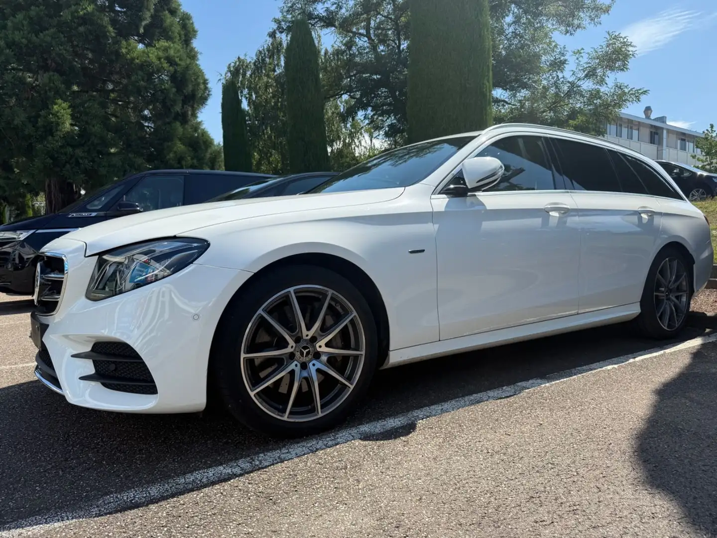 Mercedes-Benz E 400 E -Klasse T-E 400 d 4Matic  AMG Line Wit - 2