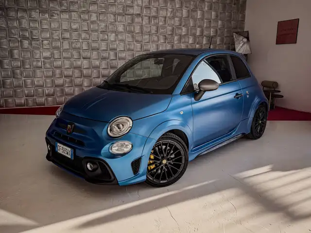 Abarth 595 1.4 t-jet Competizione 180cv - IVA ESPOSTA