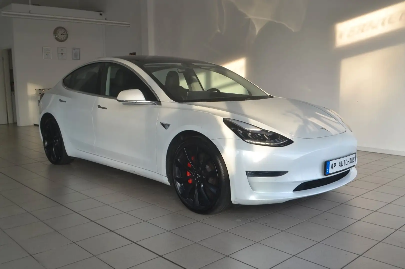 Tesla Model 3 Performance Dual AWD Weiß - 1