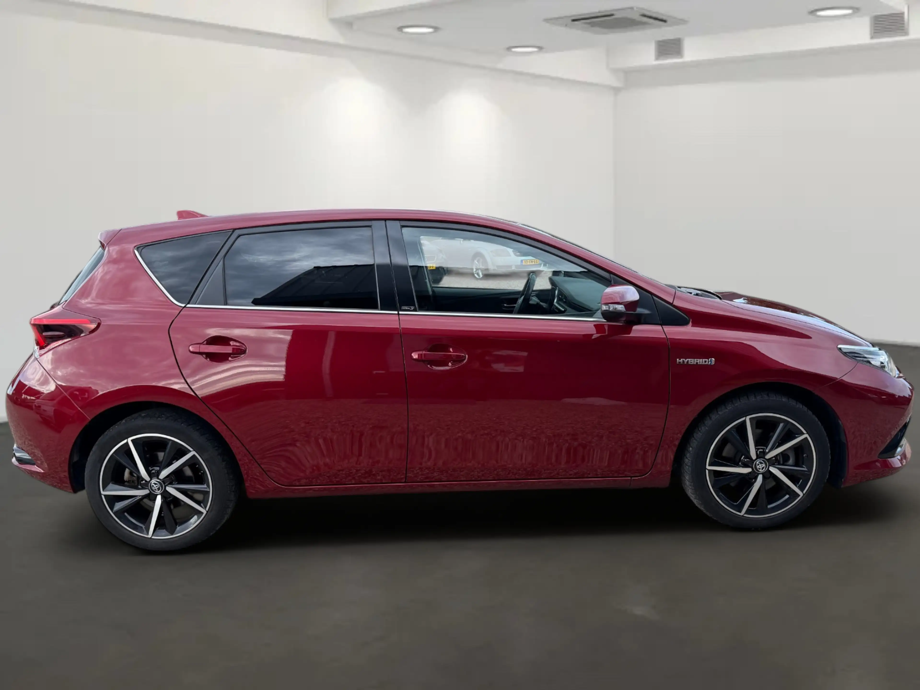 Toyota Auris 1.8 Hybrid Business Plus Dealeronderhouden — photo 4